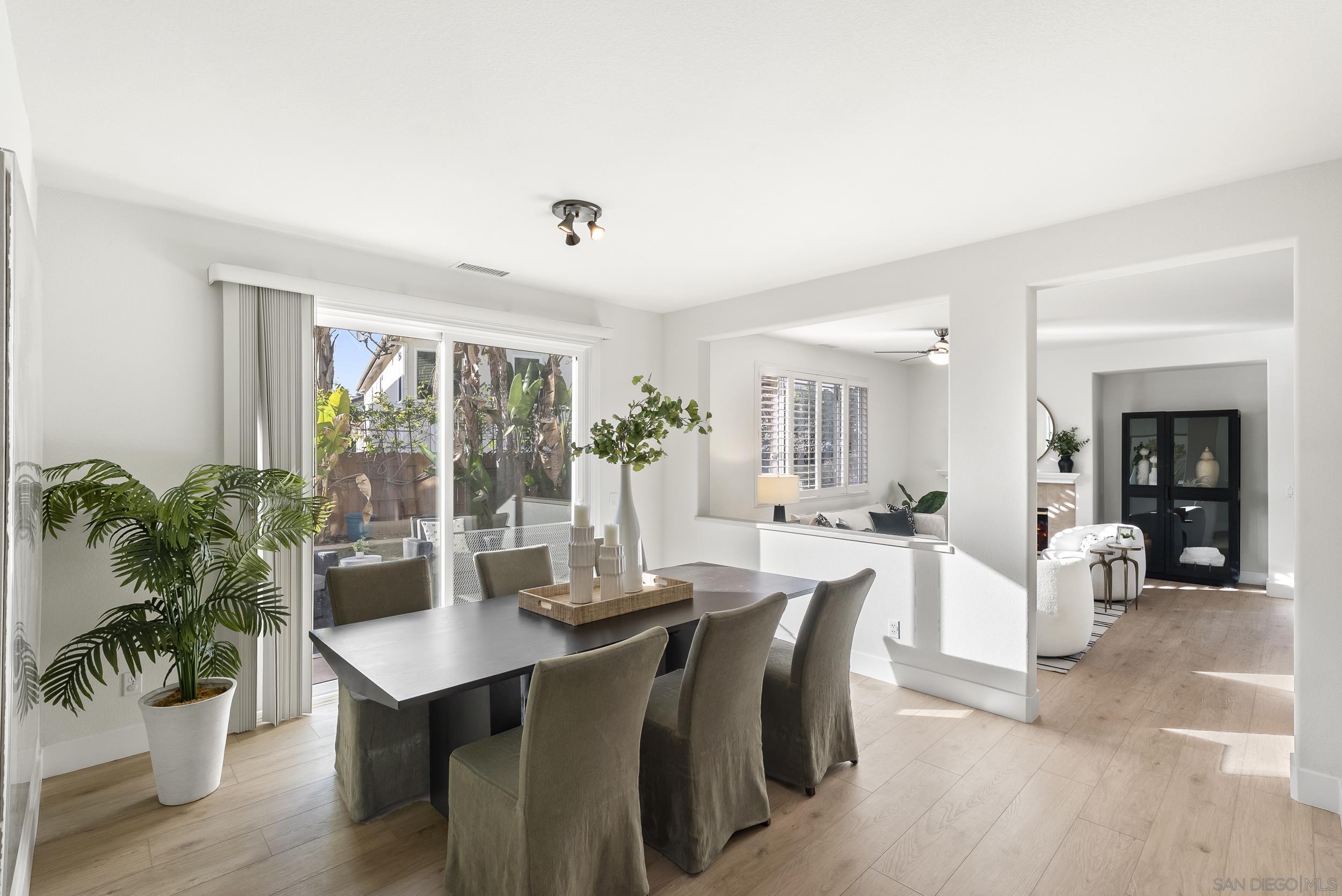 Detail Gallery Image 5 of 45 For 11901  Westview Pkwy, San Diego,  CA 92126 - 5 Beds | 3 Baths