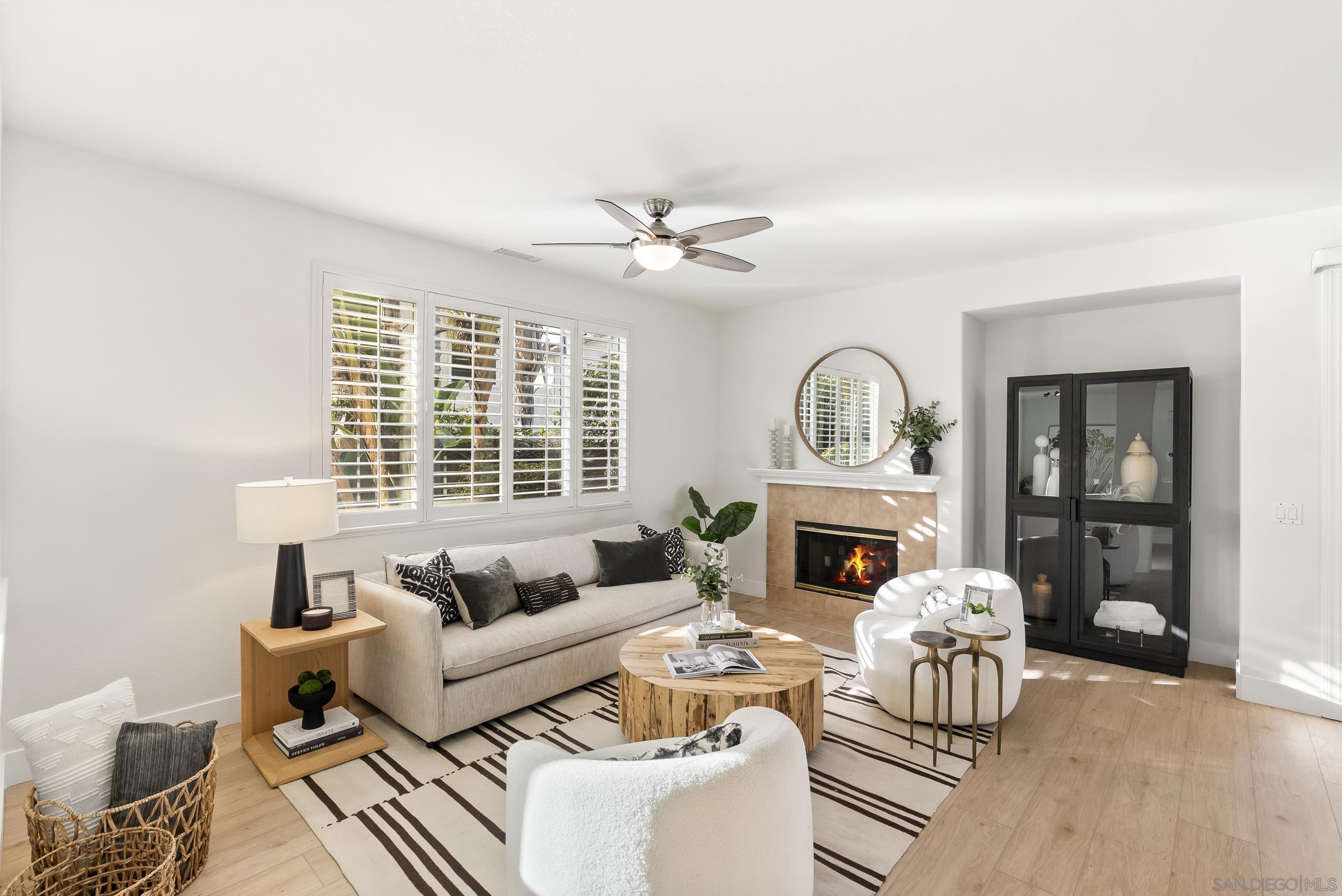 Detail Gallery Image 8 of 45 For 11901  Westview Pkwy, San Diego,  CA 92126 - 5 Beds | 3 Baths