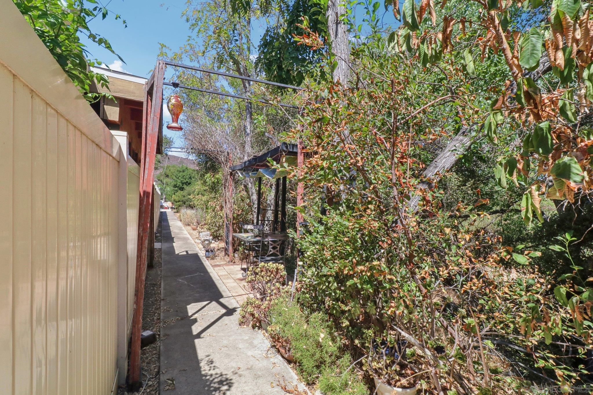 Detail Gallery Image 35 of 36 For 9055  Calle Lucia, Lakeside,  CA 92040 - 4 Beds | 2 Baths