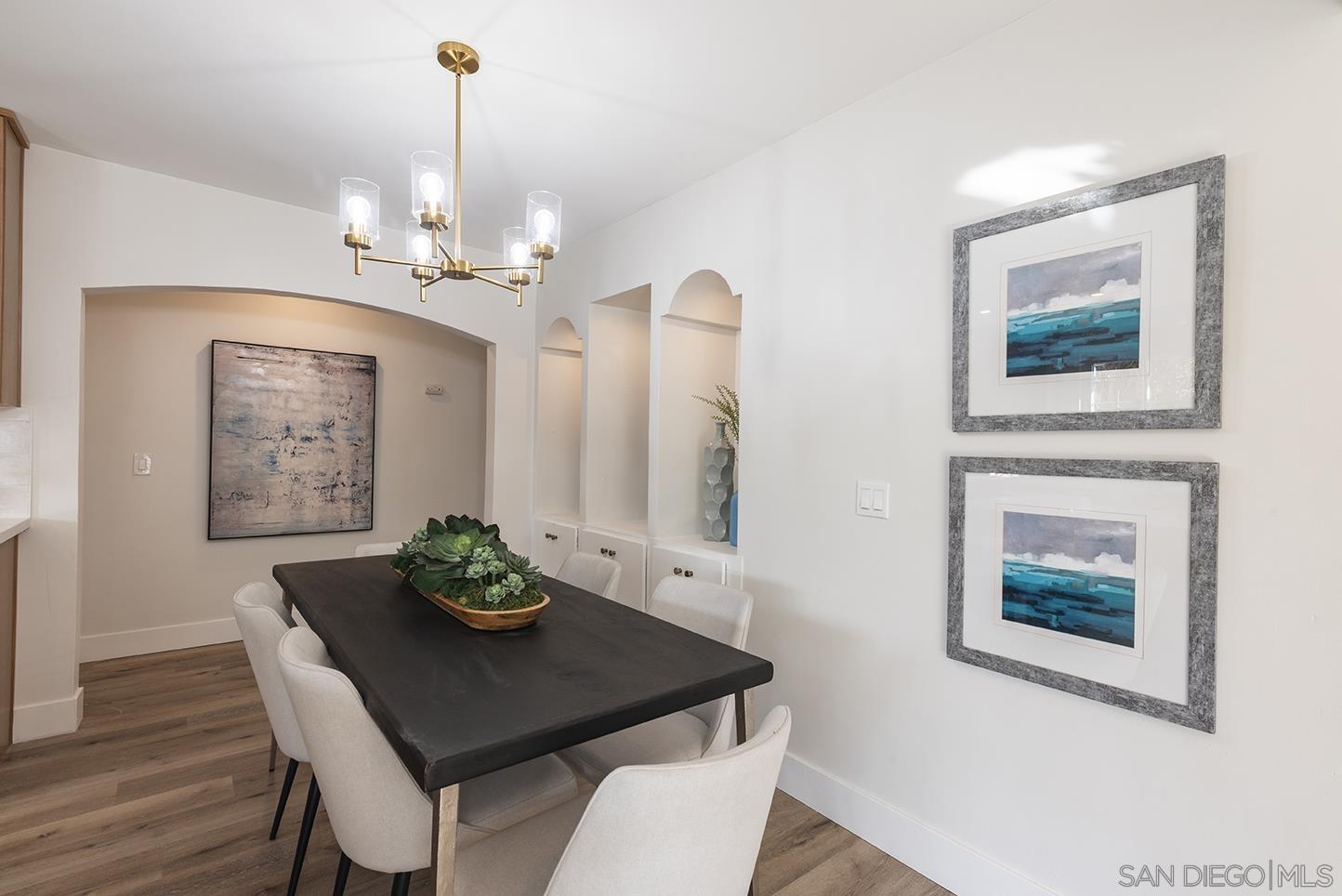 Detail Gallery Image 17 of 50 For 522  Garfield St, Oceanside,  CA 92054 - 5 Beds | 2/1 Baths