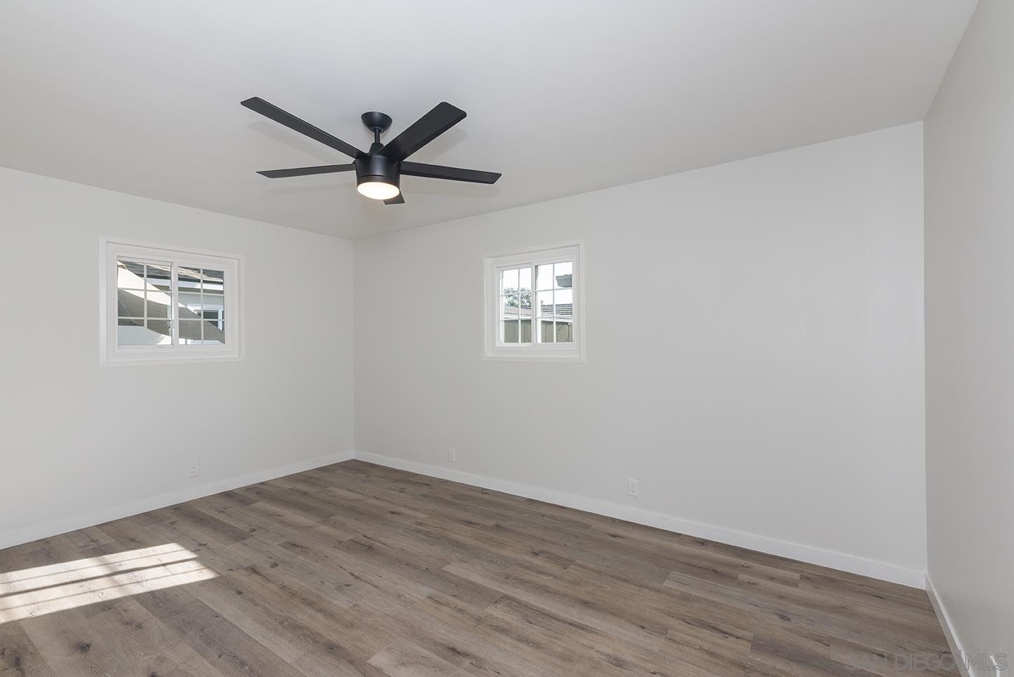 Detail Gallery Image 25 of 50 For 522  Garfield St, Oceanside,  CA 92054 - 5 Beds | 2/1 Baths