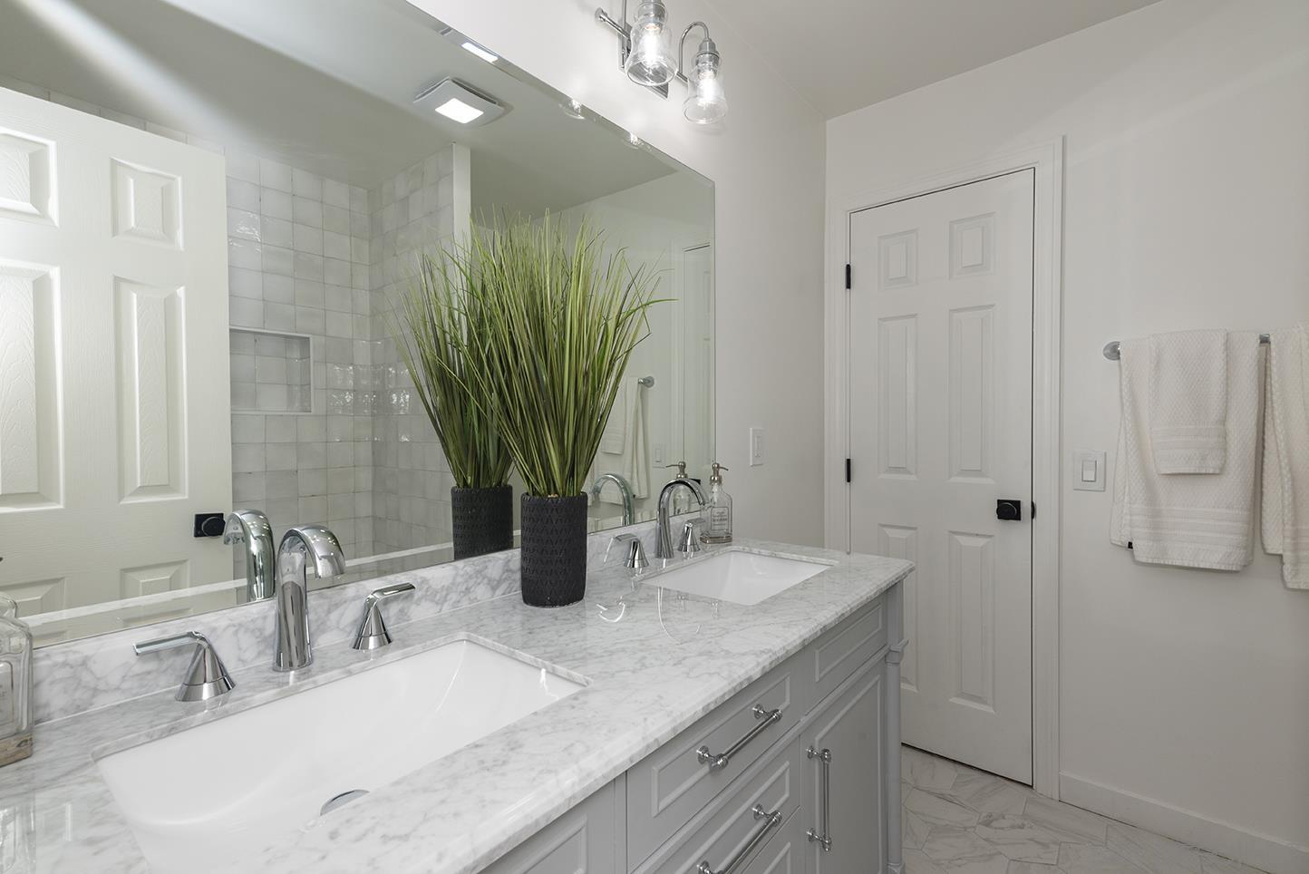 Detail Gallery Image 28 of 50 For 522  Garfield St, Oceanside,  CA 92054 - 5 Beds | 2/1 Baths