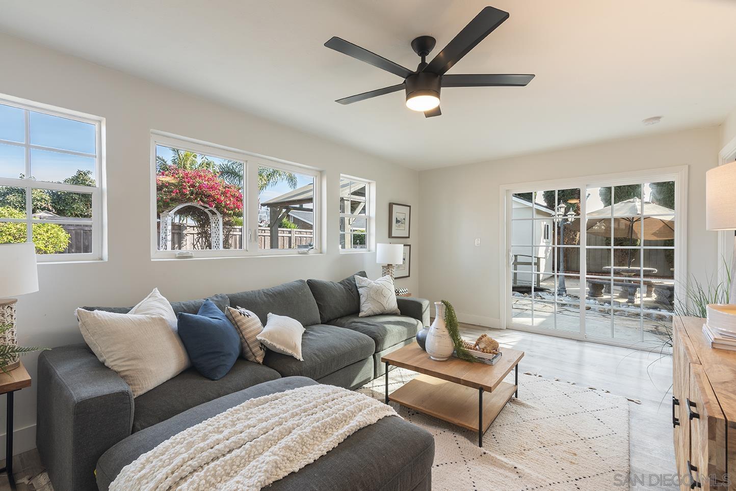 Detail Gallery Image 34 of 50 For 522  Garfield St, Oceanside,  CA 92054 - 5 Beds | 2/1 Baths