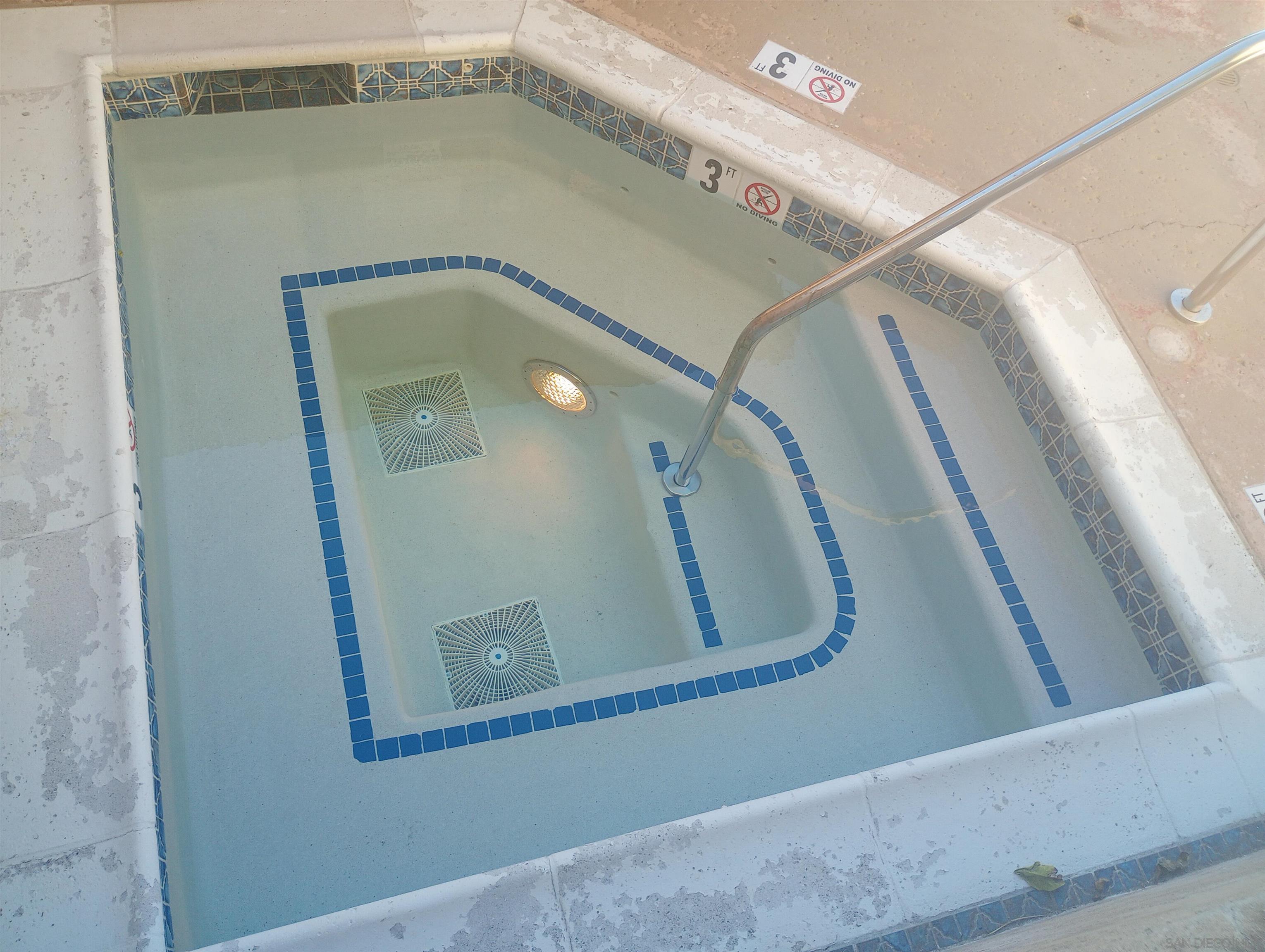 Detail Gallery Image 27 of 31 For 3755  Udall St  205, San Diego,  CA 92107 - 2 Beds | 2 Baths