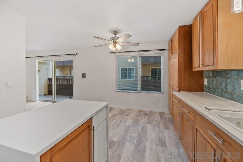 Detail Gallery Image 8 of 31 For 3755  Udall St  205, San Diego,  CA 92107 - 2 Beds | 2 Baths