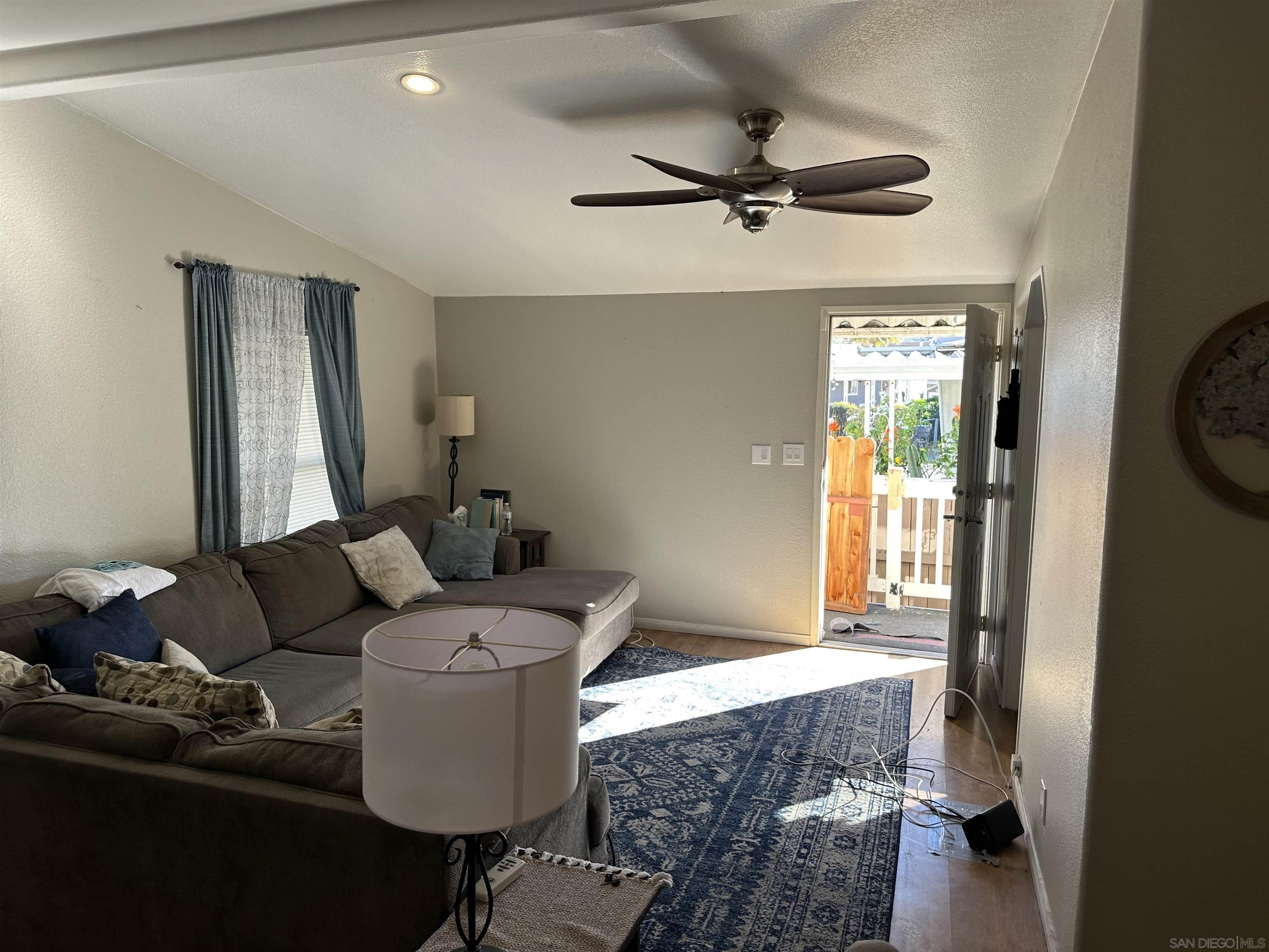 Detail Gallery Image 13 of 26 For 12044  Royal Rd.  #76,  El Cajon,  CA 92021 - 2 Beds | 2 Baths