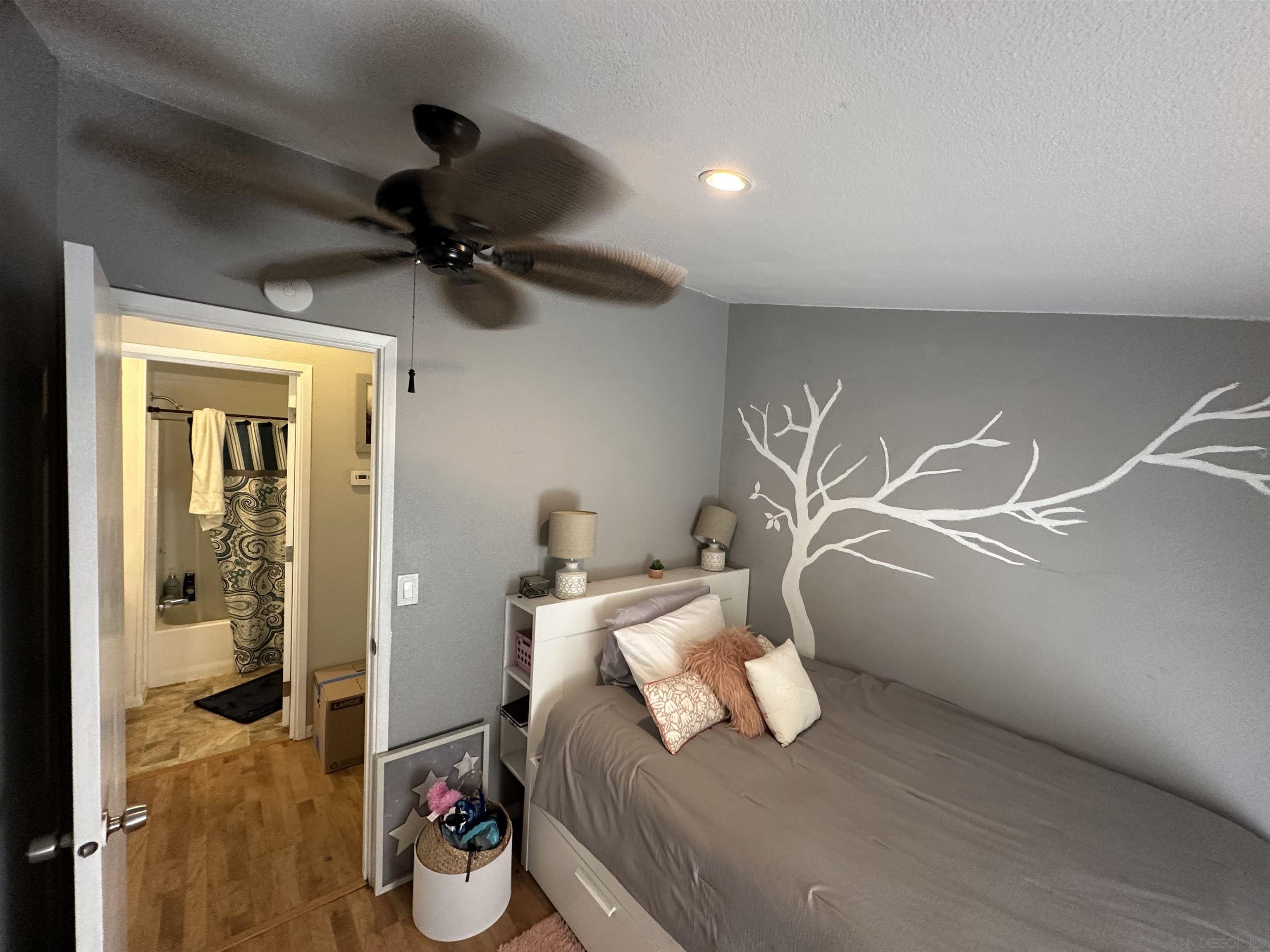 Detail Gallery Image 9 of 26 For 12044  Royal Rd.  #76,  El Cajon,  CA 92021 - 2 Beds | 2 Baths