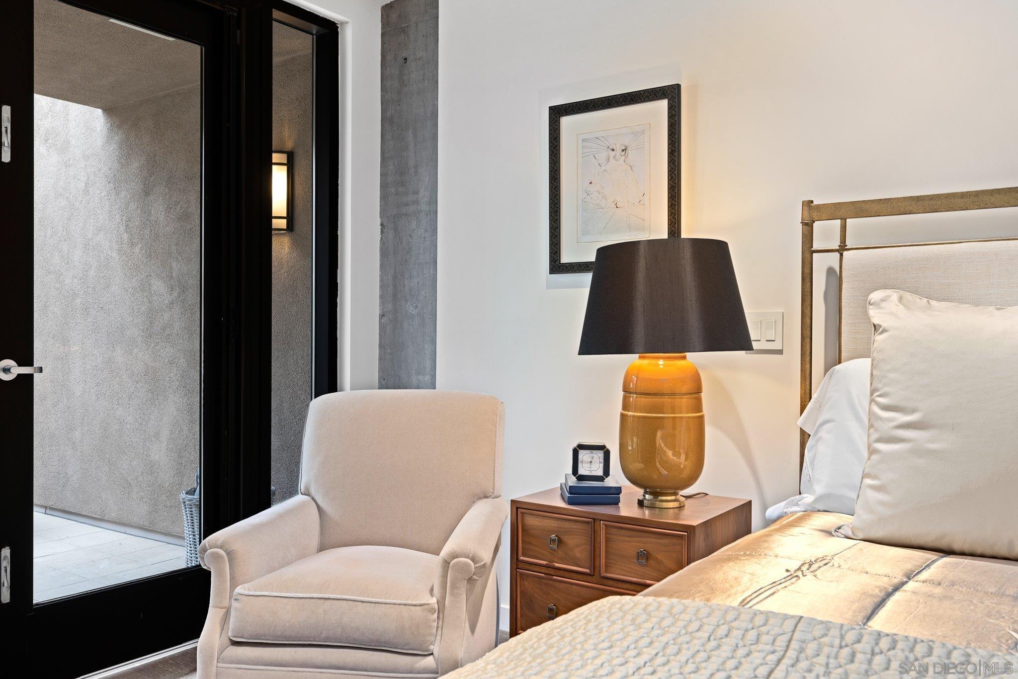 Detail Gallery Image 26 of 50 For 2500  6th Ave  Th04,  San Diego,  CA 92103 - 3 Beds | 2/1 Baths