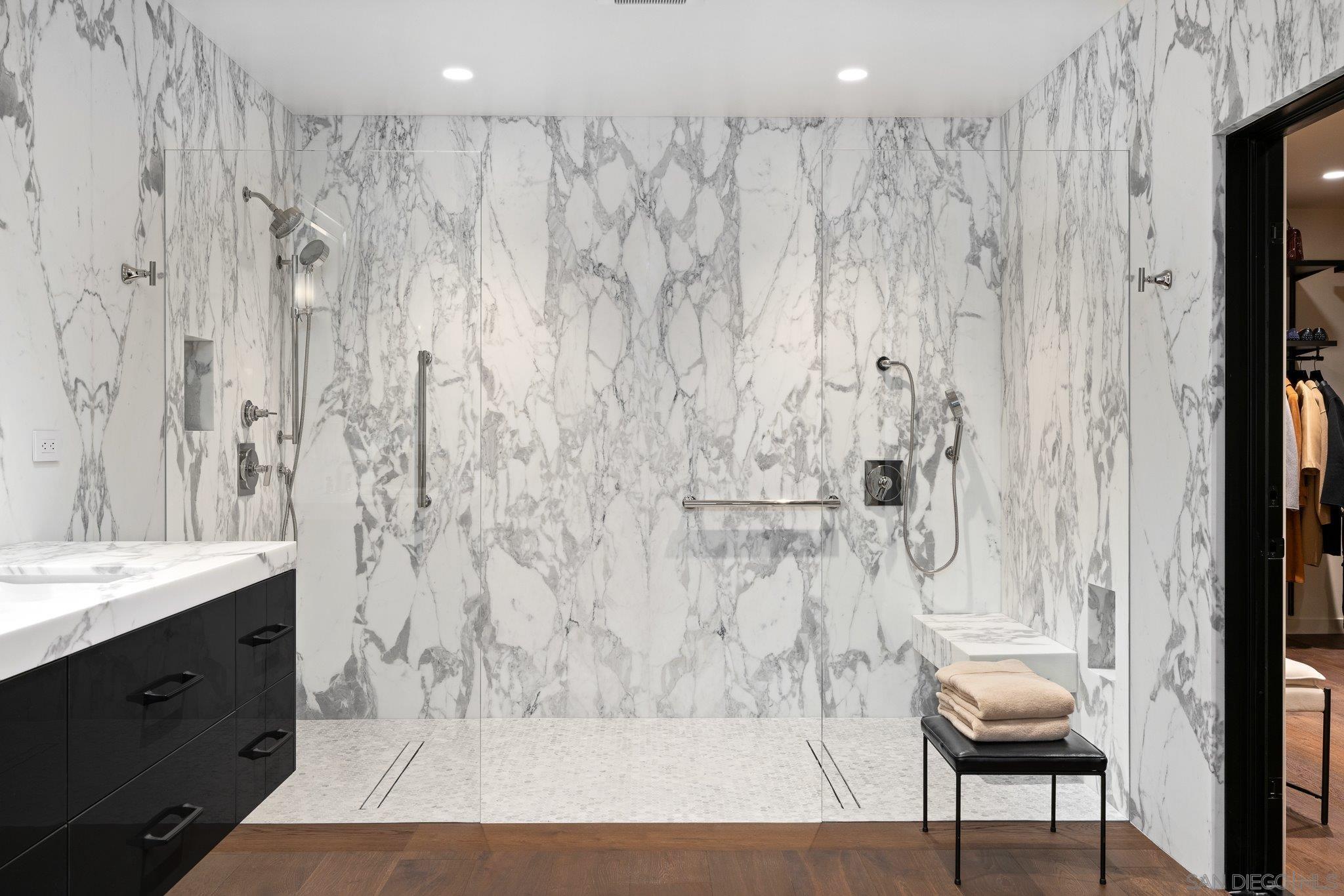 Detail Gallery Image 29 of 59 For 2500  6th Ave  Th04,  San Diego,  CA 92103 - 3 Beds | 2/1 Baths