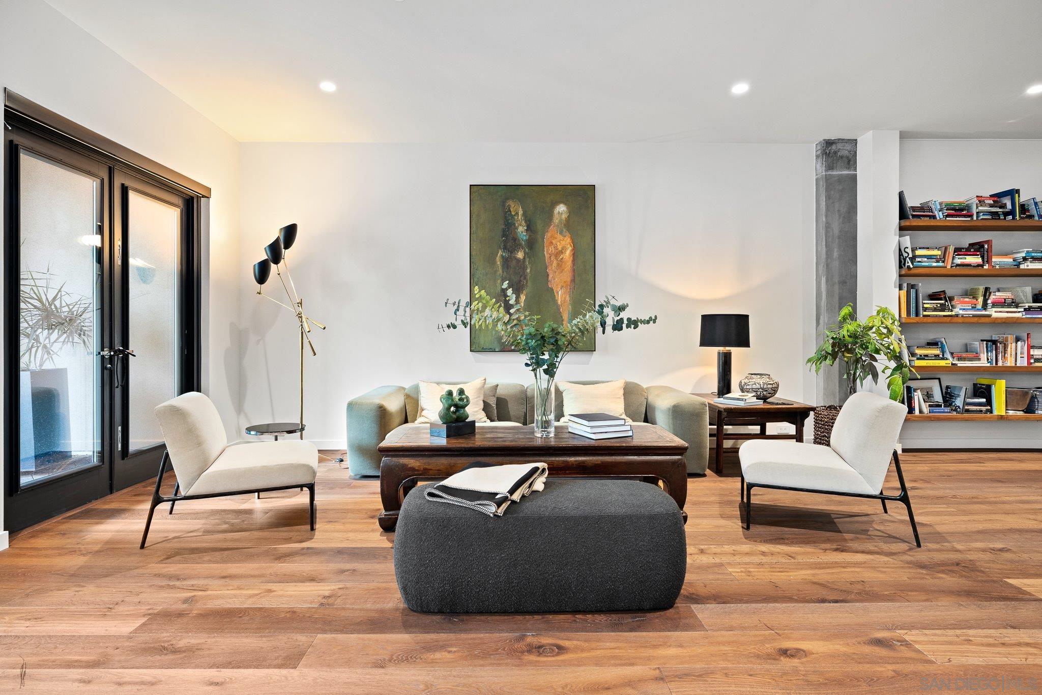 Detail Gallery Image 4 of 50 For 2500  6th Ave  Th04,  San Diego,  CA 92103 - 3 Beds | 2/1 Baths