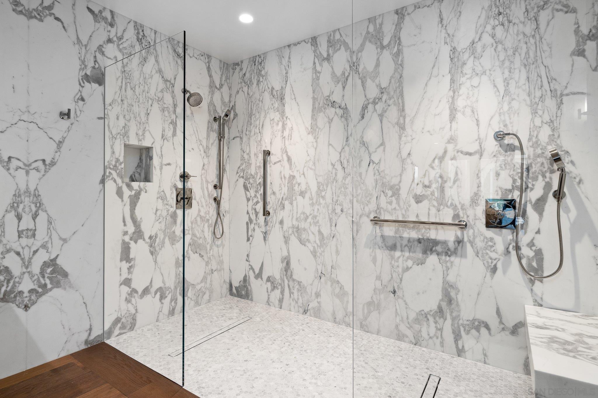 Detail Gallery Image 30 of 59 For 2500  6th Ave  Th04,  San Diego,  CA 92103 - 3 Beds | 2/1 Baths