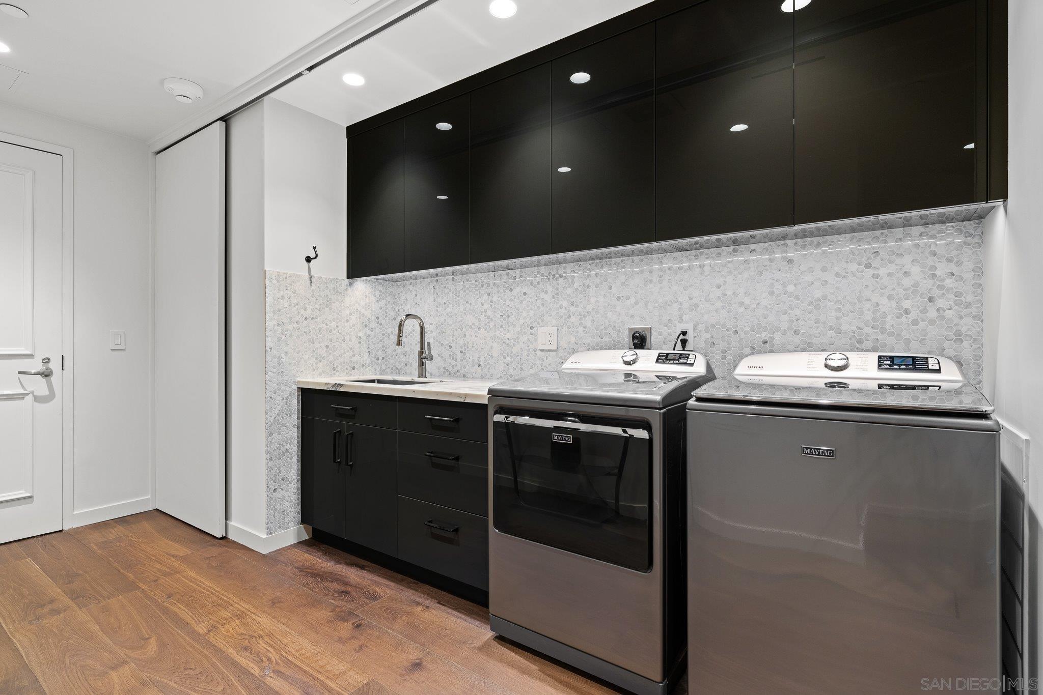 Detail Gallery Image 38 of 59 For 2500  6th Ave  Th04,  San Diego,  CA 92103 - 3 Beds | 2/1 Baths