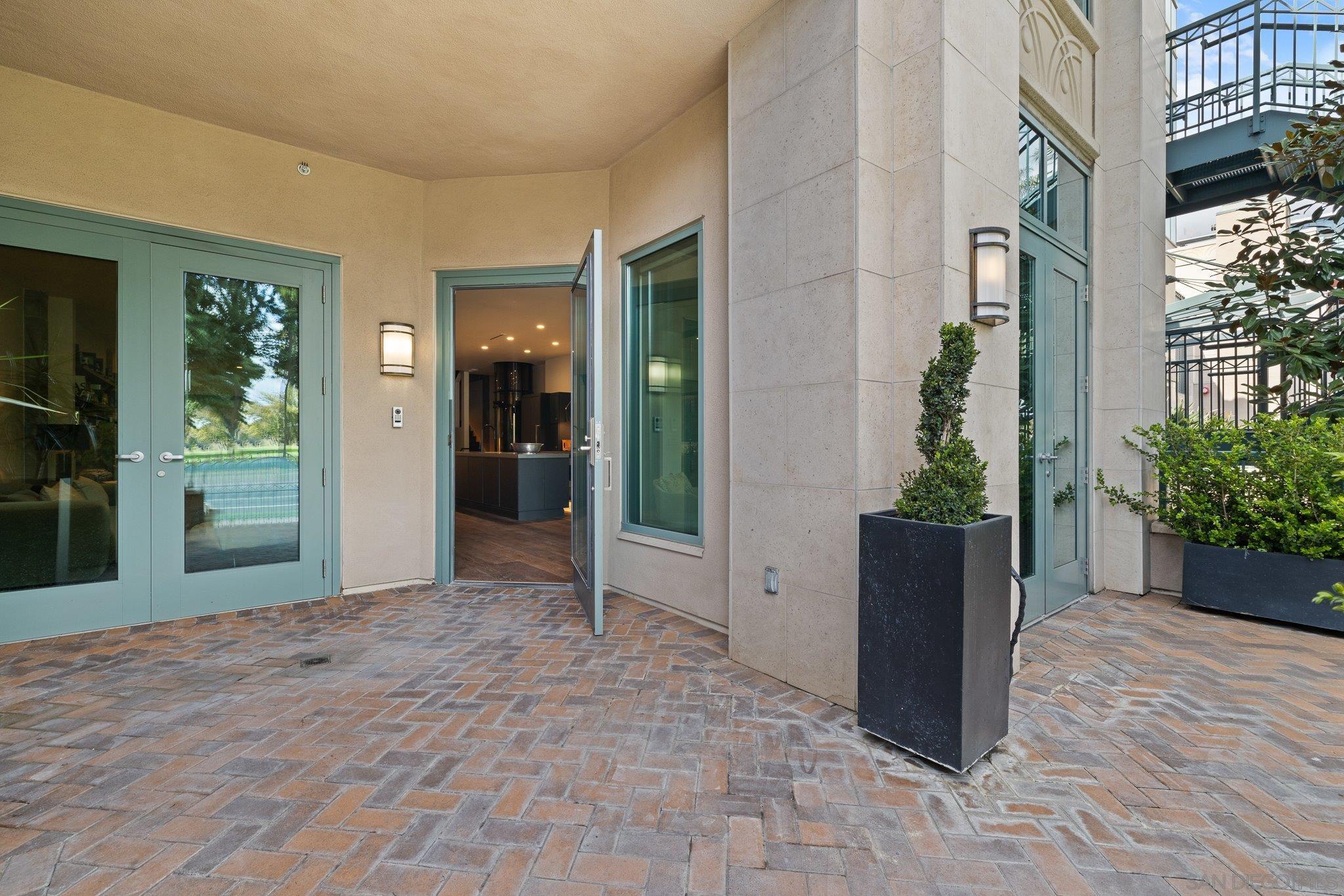 Detail Gallery Image 42 of 50 For 2500  6th Ave  Th04,  San Diego,  CA 92103 - 3 Beds | 2/1 Baths