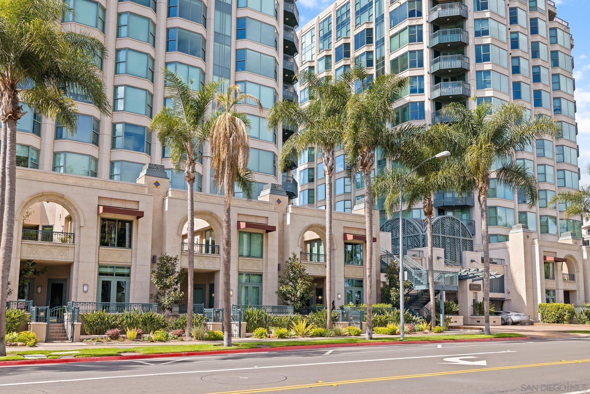 Detail Gallery Image 45 of 59 For 2500  6th Ave  Th04,  San Diego,  CA 92103 - 3 Beds | 2/1 Baths