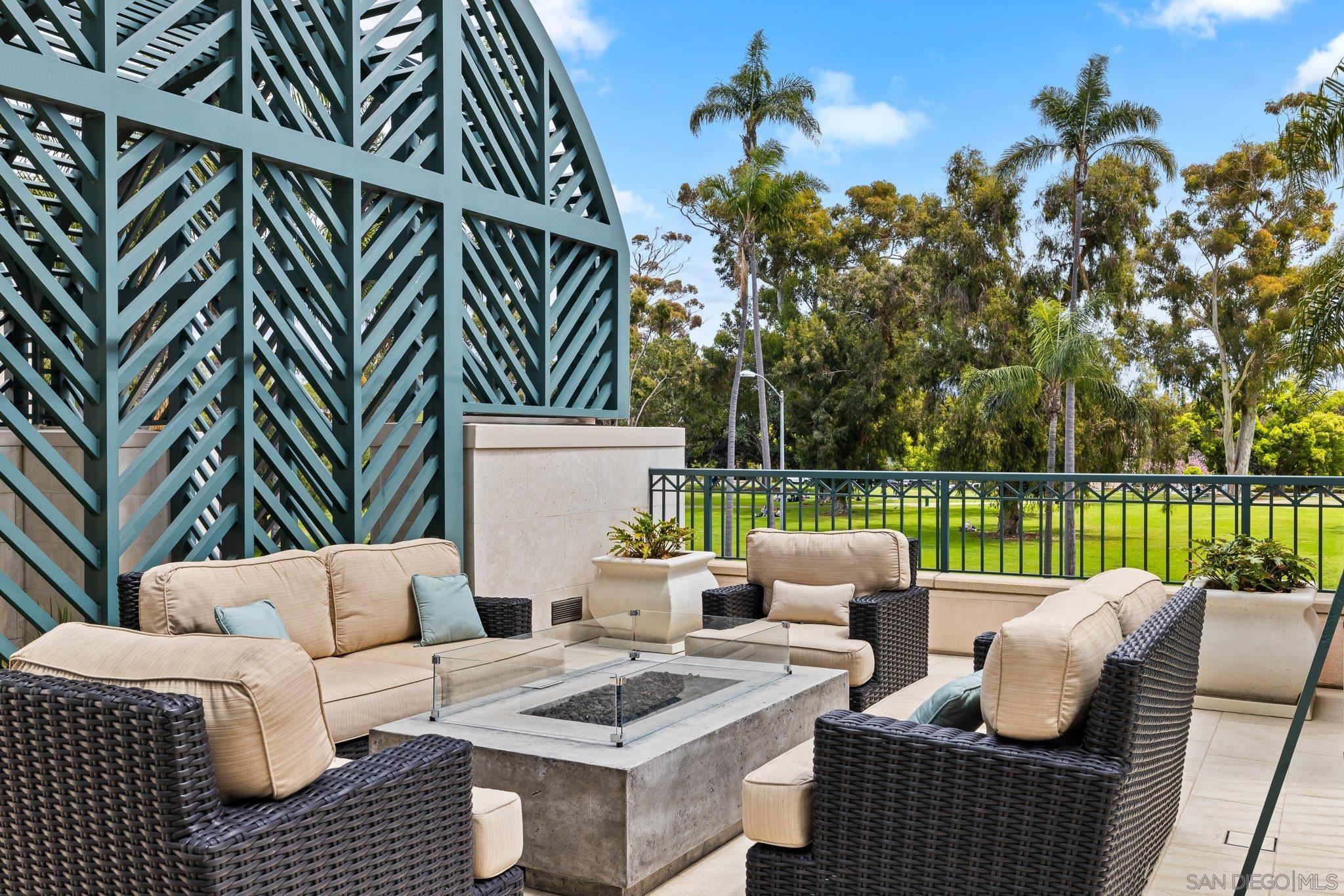 Detail Gallery Image 53 of 59 For 2500  6th Ave  Th04,  San Diego,  CA 92103 - 3 Beds | 2/1 Baths