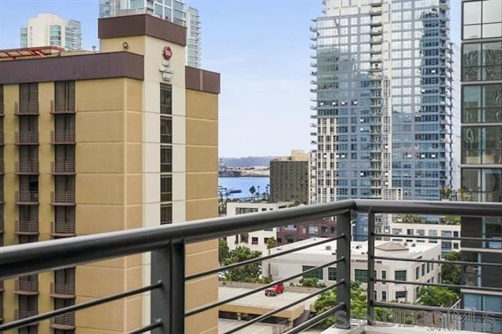 Detail Gallery Image 18 of 30 For 425 W Beech St  1003, San Diego,  CA 92101 - 2 Beds | 1 Baths