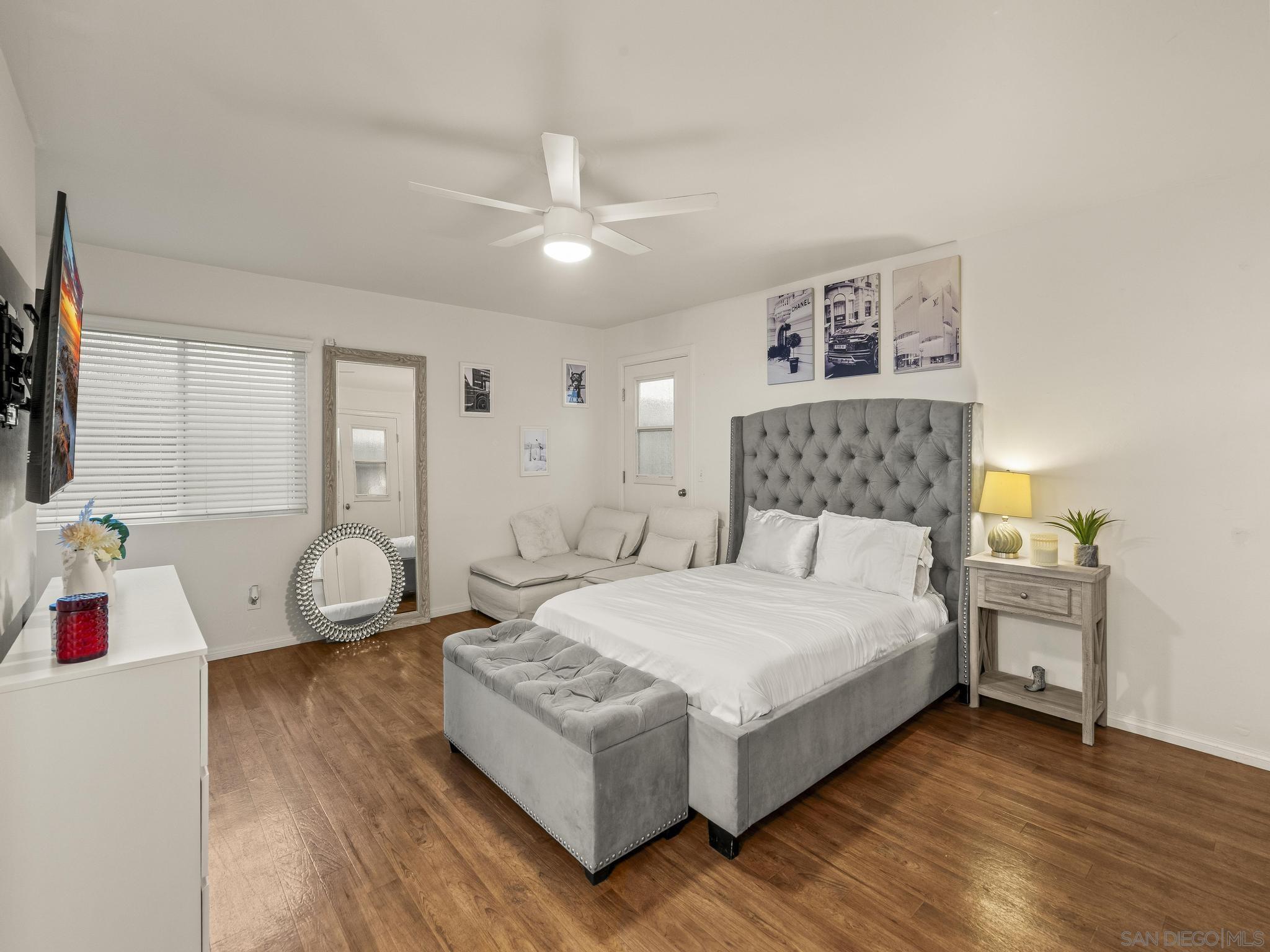 Detail Gallery Image 11 of 46 For 406-408 & 408b  E Ave, Coronado,  CA 92118 - – Beds | – Baths