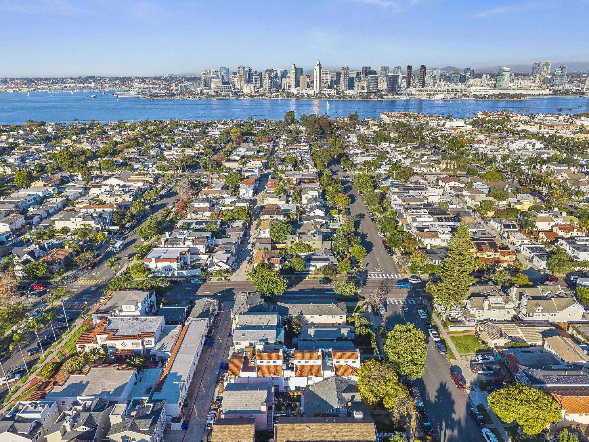 Detail Gallery Image 44 of 46 For 406-408 & 408b  E Ave, Coronado,  CA 92118 - – Beds | – Baths