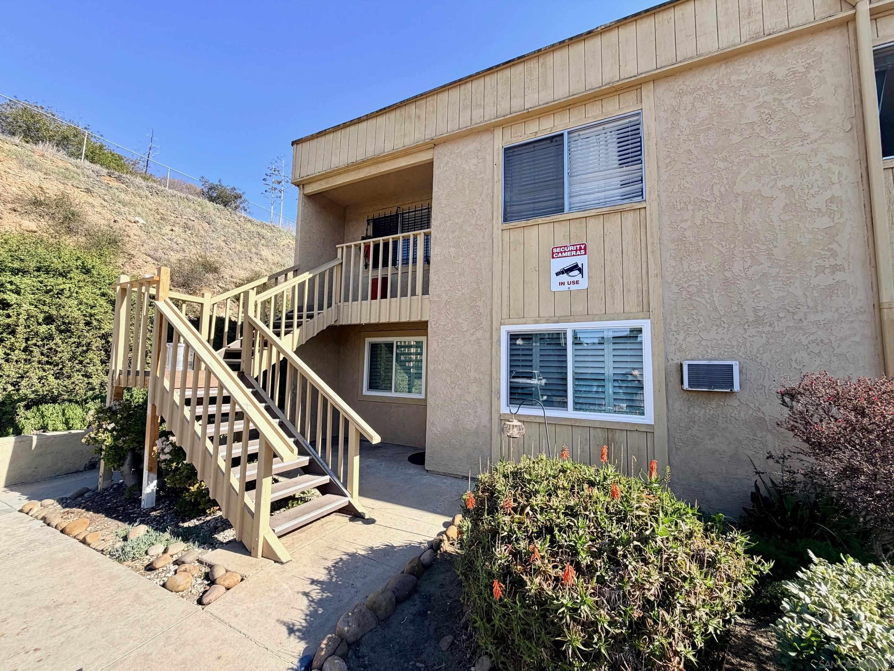 Front Image Thumbnail for SD250045789