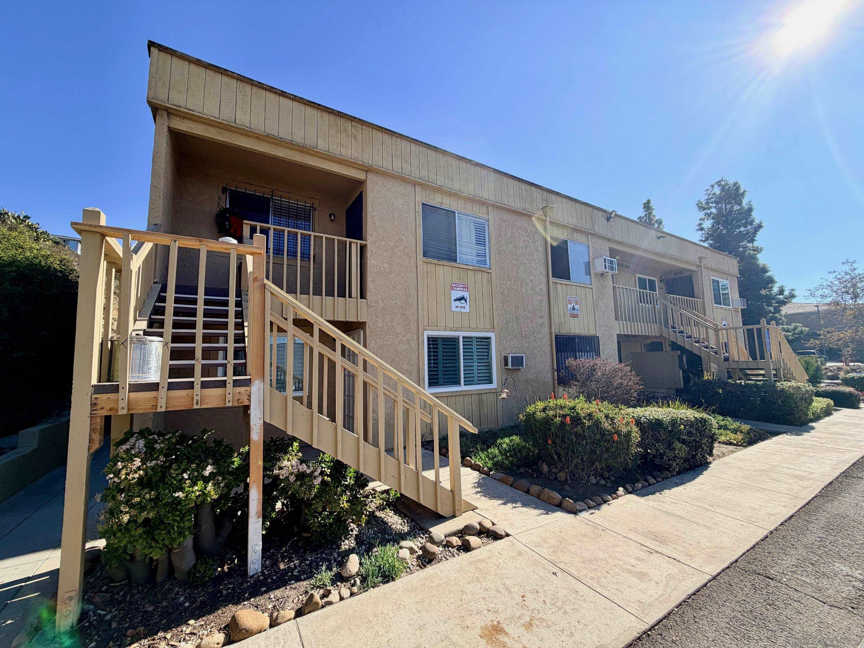 Detail Gallery Image 11 of 12 For 6658  University Ave., San Diego,  CA 92115 - 1 Beds | 1 Baths