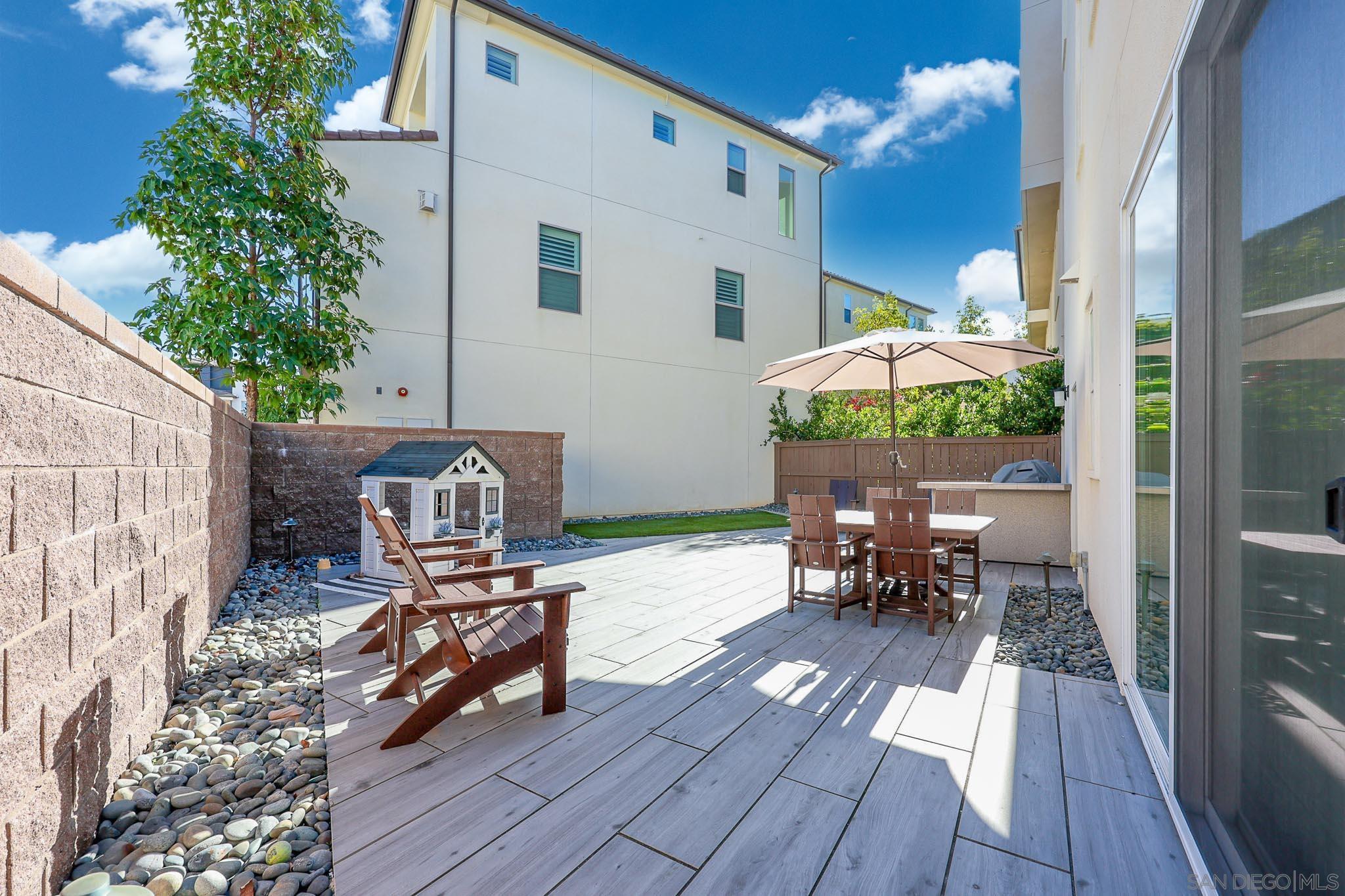 Detail Gallery Image 20 of 36 For 16205  Camden Cir, San Diego,  CA 92127 - 3 Beds | 3/1 Baths