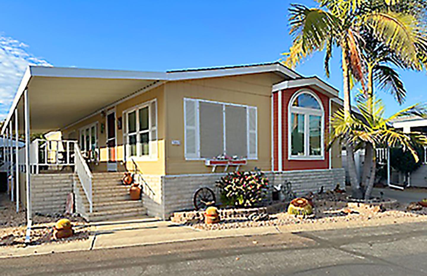 Detail Gallery Image 11 of 17 For 3462  Don Ortega Drive, Carlsbad,  CA 92010 - 3 Beds | 2 Baths