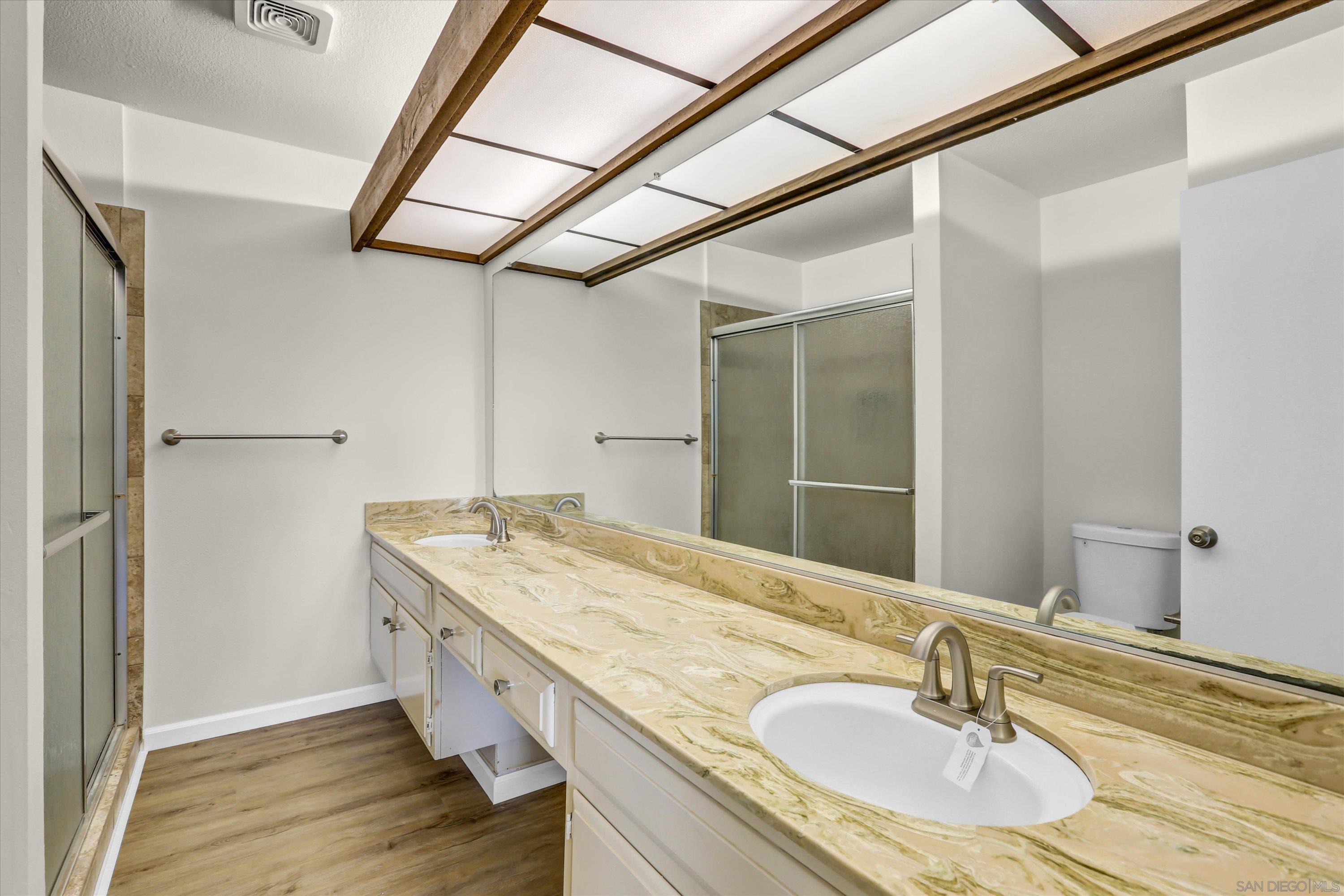 Detail Gallery Image 15 of 25 For 1079  Las Rosas Ct, Chula Vista,  CA 91910 - 4 Beds | 2/1 Baths