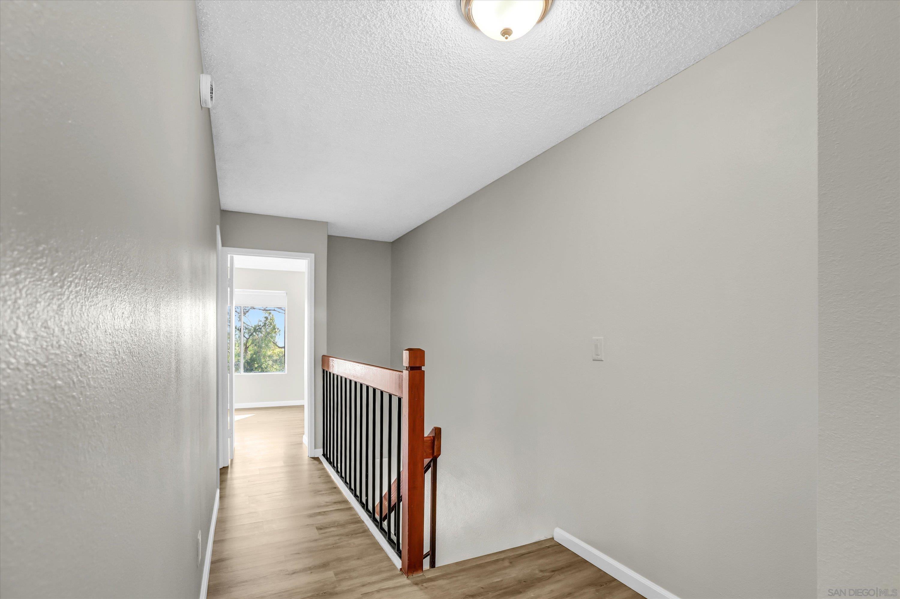 Detail Gallery Image 22 of 25 For 1079  Las Rosas Ct, Chula Vista,  CA 91910 - 4 Beds | 2/1 Baths