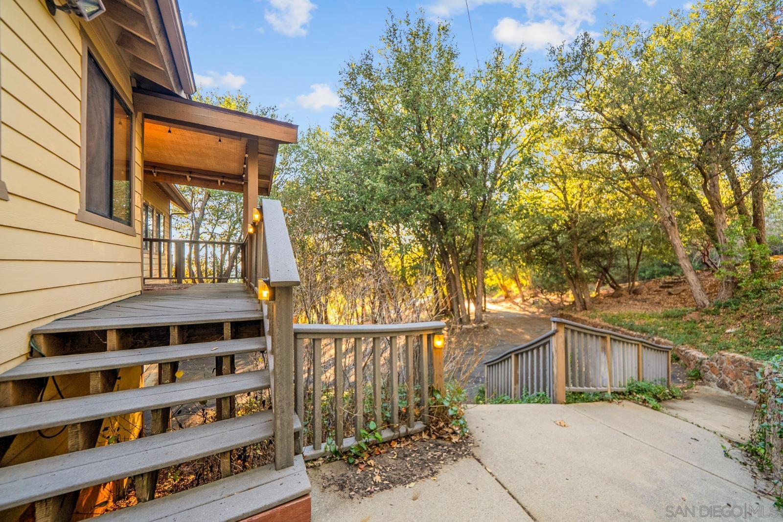 Detail Gallery Image 12 of 56 For 4641  Luneta View, Julian,  CA 92036 - 3 Beds | 2/1 Baths