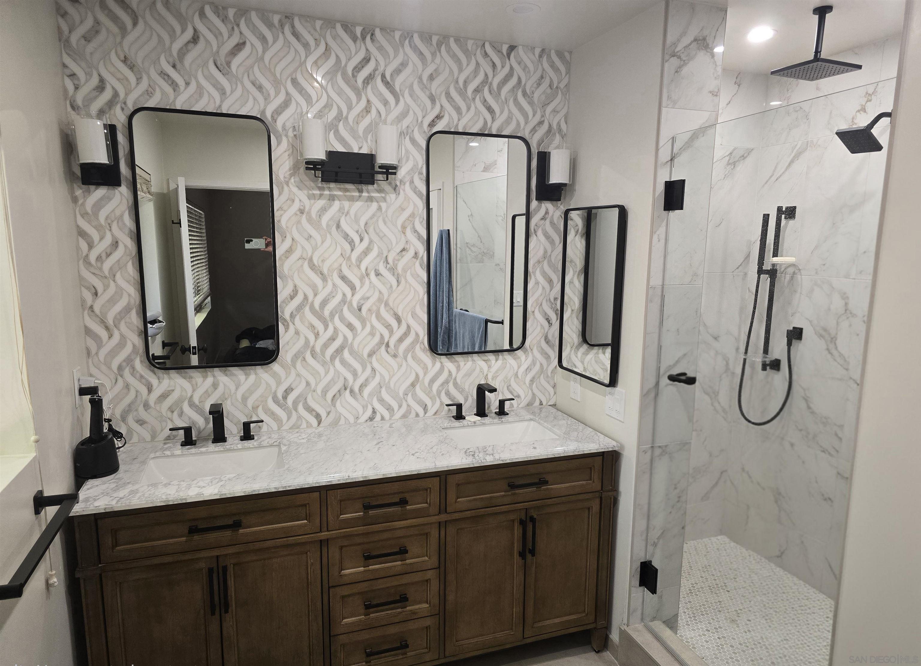 Detail Gallery Image 16 of 46 For 5531  Ladybird Ln, La Jolla,  CA 92037 - 3 Beds | 2 Baths