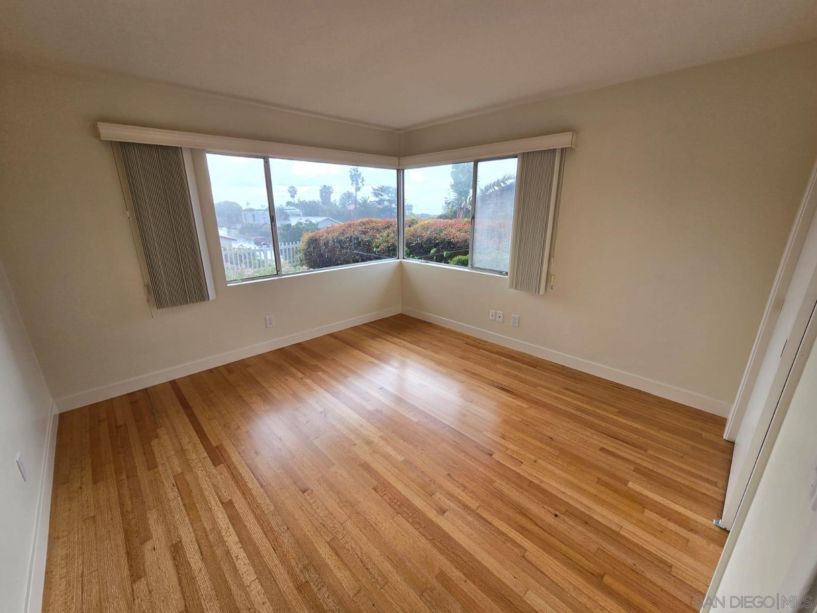 Detail Gallery Image 34 of 46 For 5531  Ladybird Ln, La Jolla,  CA 92037 - 3 Beds | 2 Baths