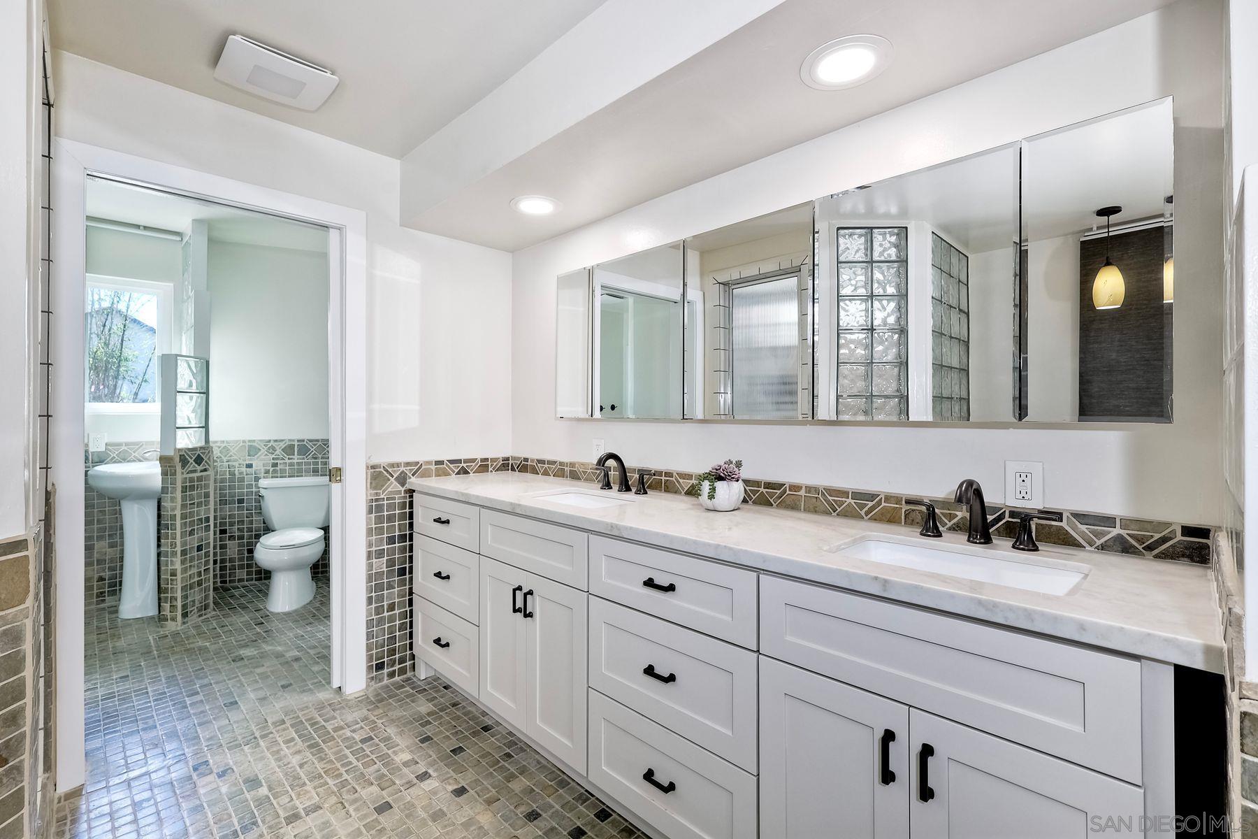 Detail Gallery Image 33 of 58 For 9945  Alto Dr, La Mesa,  CA 91941 - 5 Beds | 3/2 Baths