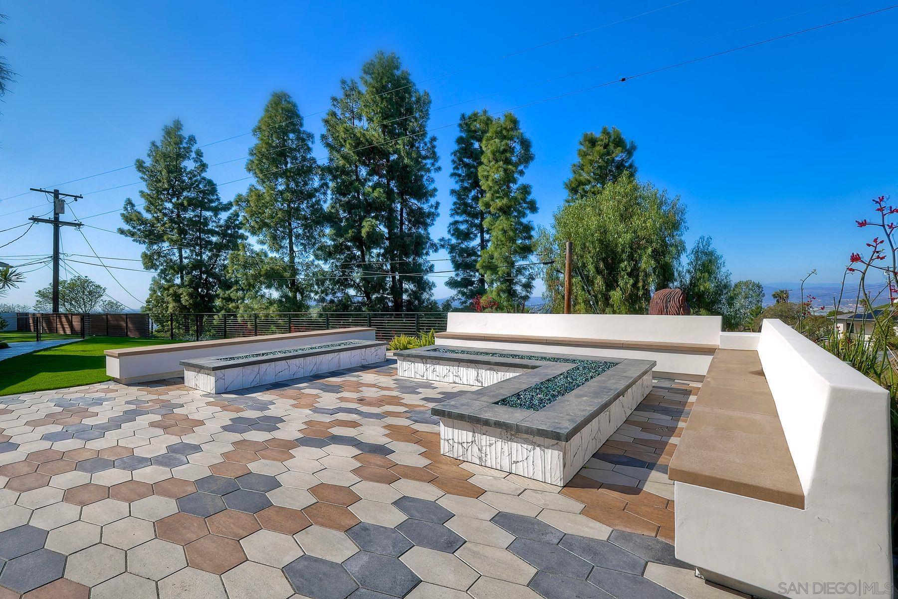 Detail Gallery Image 36 of 58 For 9945  Alto Dr, La Mesa,  CA 91941 - 5 Beds | 3/2 Baths