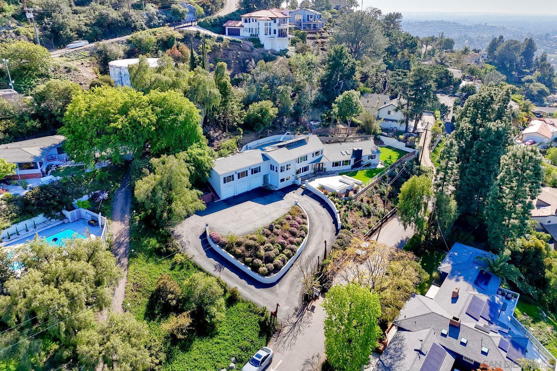 Detail Gallery Image 41 of 58 For 9945  Alto Dr, La Mesa,  CA 91941 - 5 Beds | 3/2 Baths