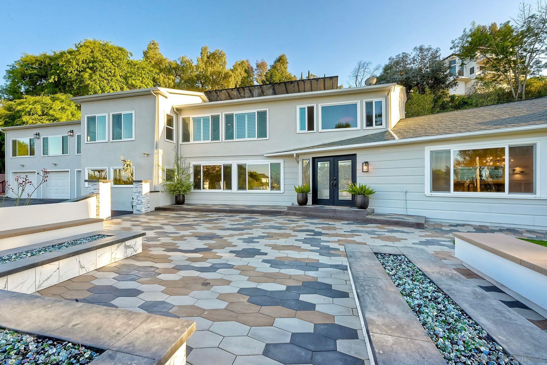 Detail Gallery Image 42 of 58 For 9945  Alto Dr, La Mesa,  CA 91941 - 5 Beds | 3/2 Baths