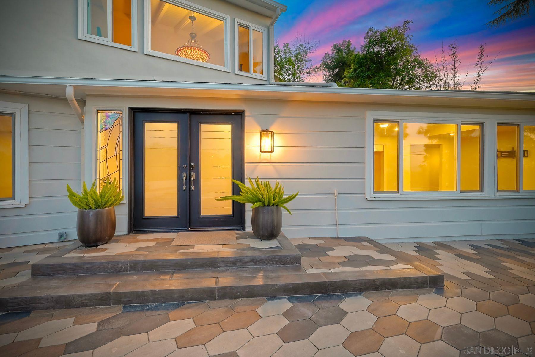 Detail Gallery Image 47 of 58 For 9945  Alto Dr, La Mesa,  CA 91941 - 5 Beds | 3/2 Baths