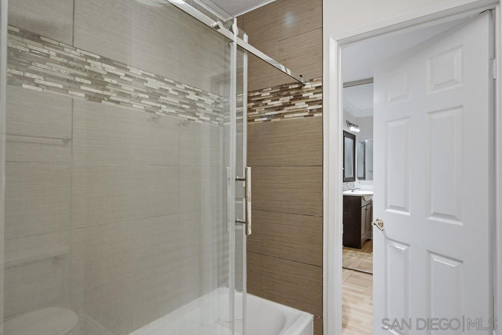 Detail Gallery Image 19 of 39 For 4060  Rosenda Ct  #226,  San Diego,  CA 92122 - 2 Beds | 1 Baths