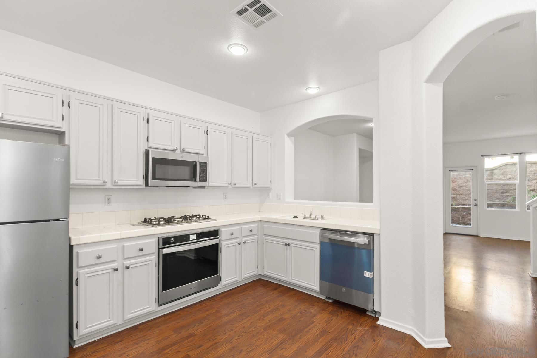 Detail Gallery Image 11 of 44 For 755  Caminito Moraga  3, Chula Vista,  CA 91913 - 3 Beds | 2/1 Baths