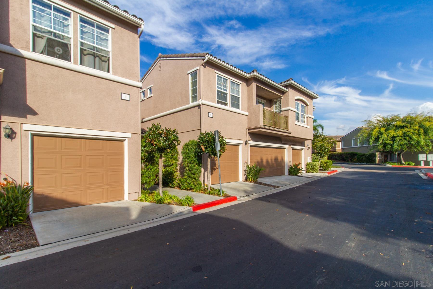 Detail Gallery Image 3 of 44 For 755  Caminito Moraga  3, Chula Vista,  CA 91913 - 3 Beds | 2/1 Baths