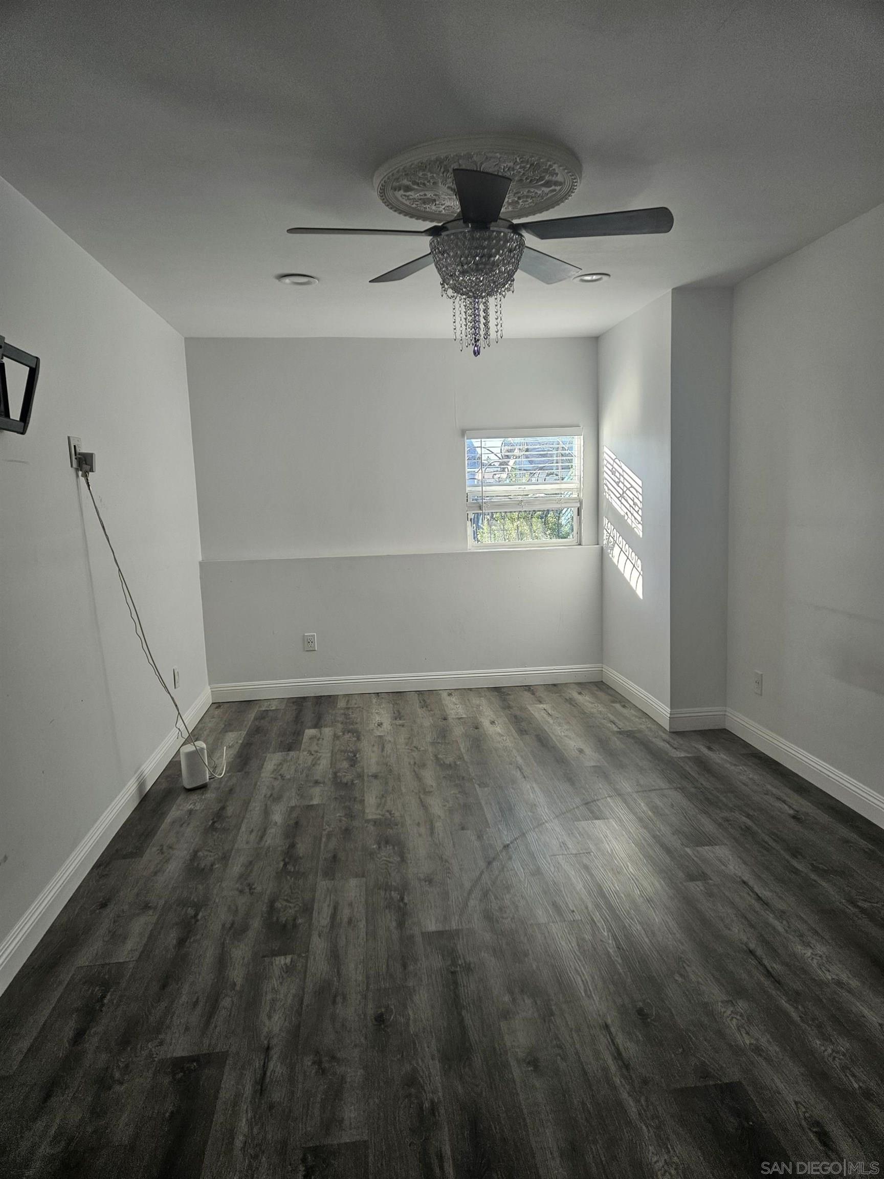 Detail Gallery Image 2 of 7 For 719  Mahogany Drive, El Cajon,  CA 92019 - 1 Beds | 1 Baths