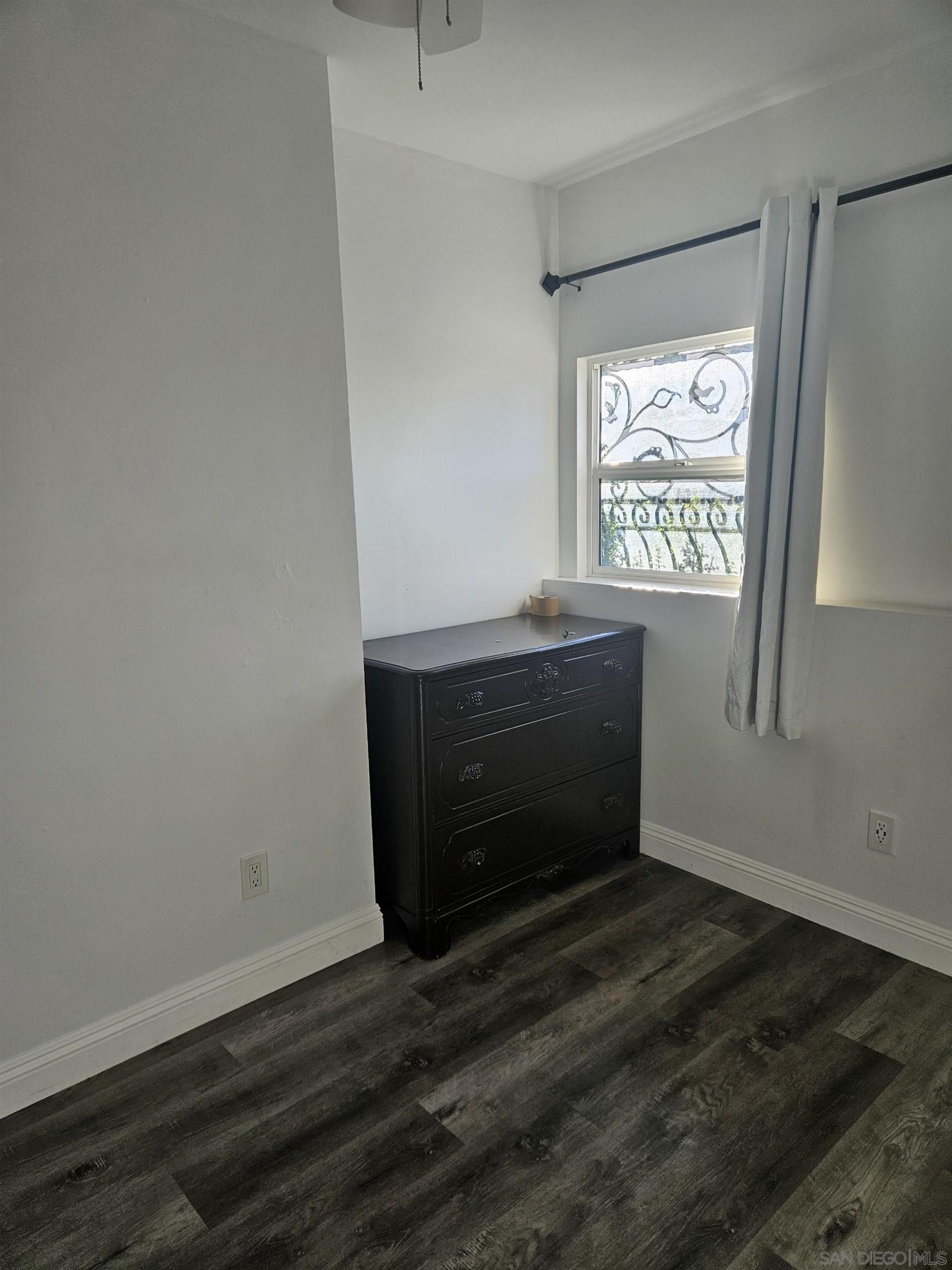 Detail Gallery Image 4 of 7 For 719  Mahogany Drive, El Cajon,  CA 92019 - 1 Beds | 1 Baths