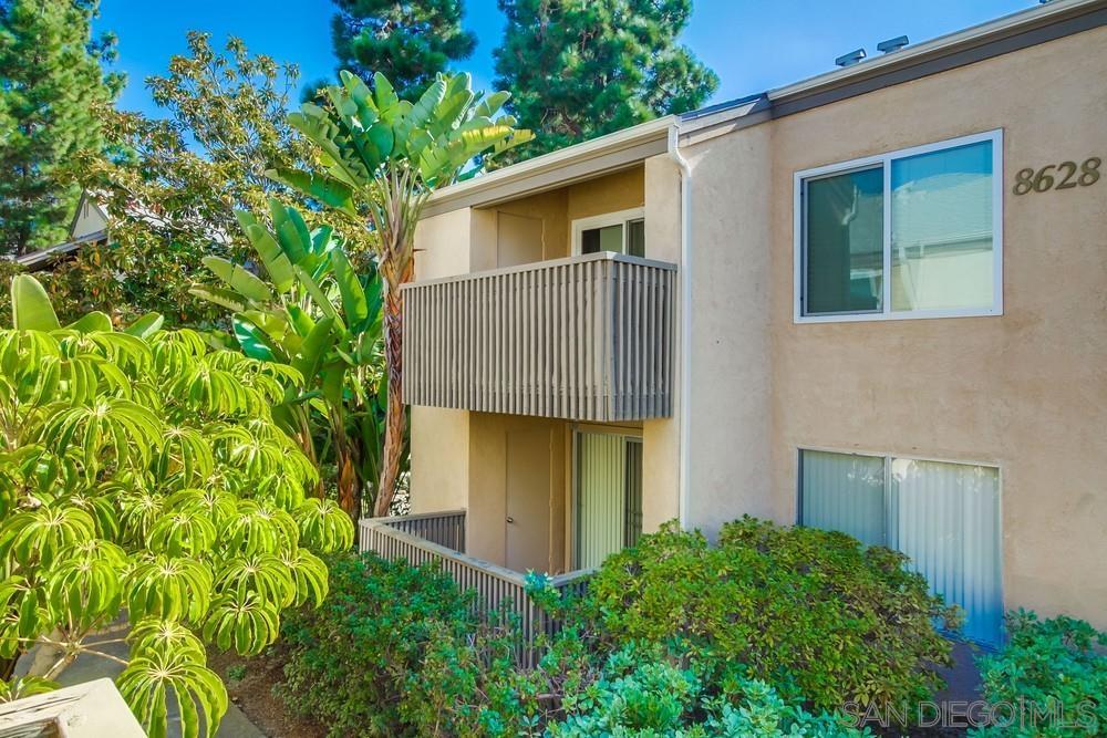 Detail Gallery Image 4 of 35 For 8628  via Mallorca  #D,  La Jolla,  CA 92037 - 1 Beds | 1 Baths