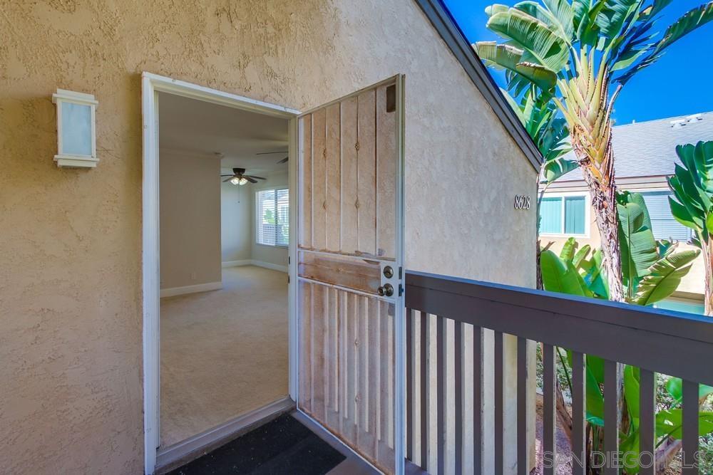 Detail Gallery Image 5 of 35 For 8628  via Mallorca  #D,  La Jolla,  CA 92037 - 1 Beds | 1 Baths