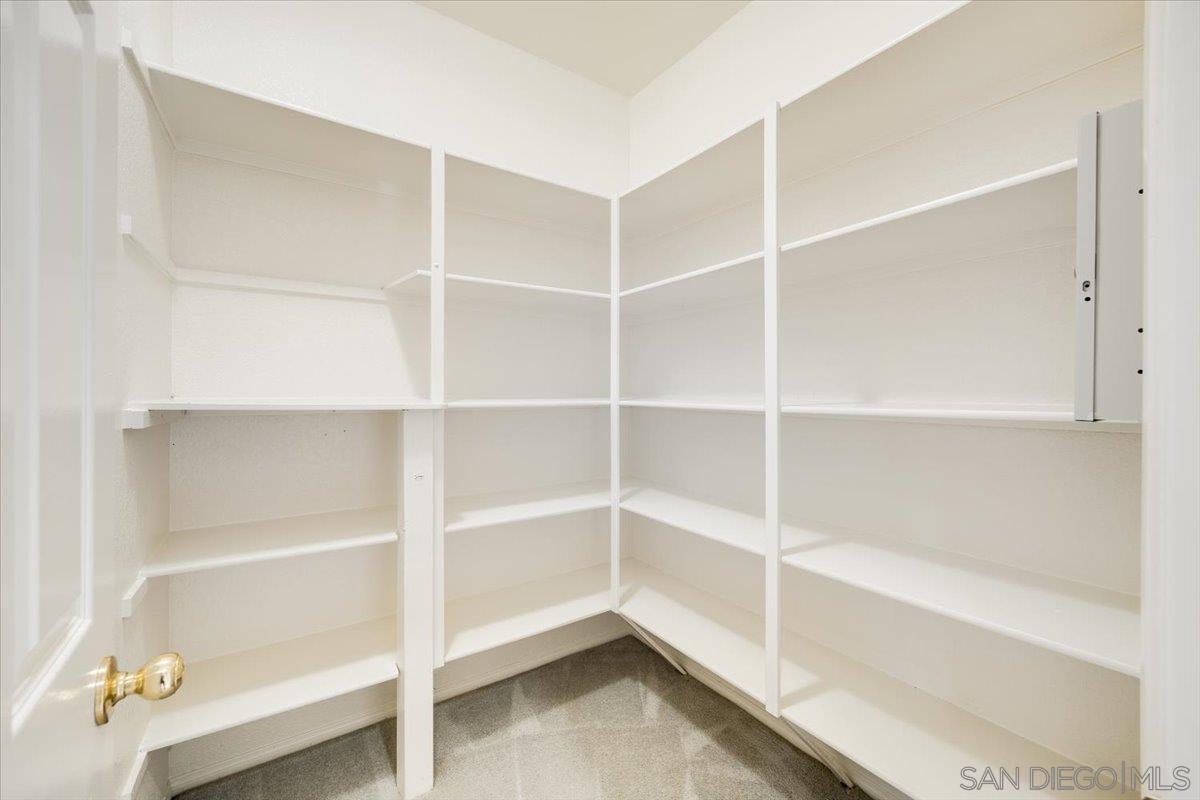 Detail Gallery Image 33 of 51 For 1561  Greenridge Drive, Vista,  CA 92081 - 4 Beds | 3 Baths