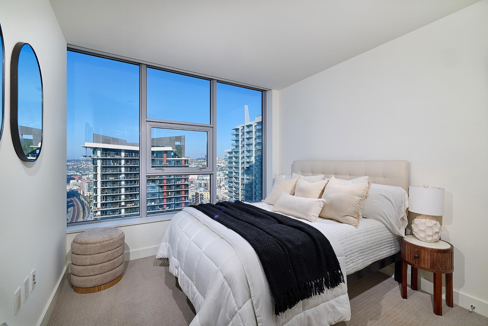 Detail Gallery Image 13 of 55 For 1388  Kettner Blvd  #2302,  San Diego,  CA 92101 - 3 Beds | 2 Baths