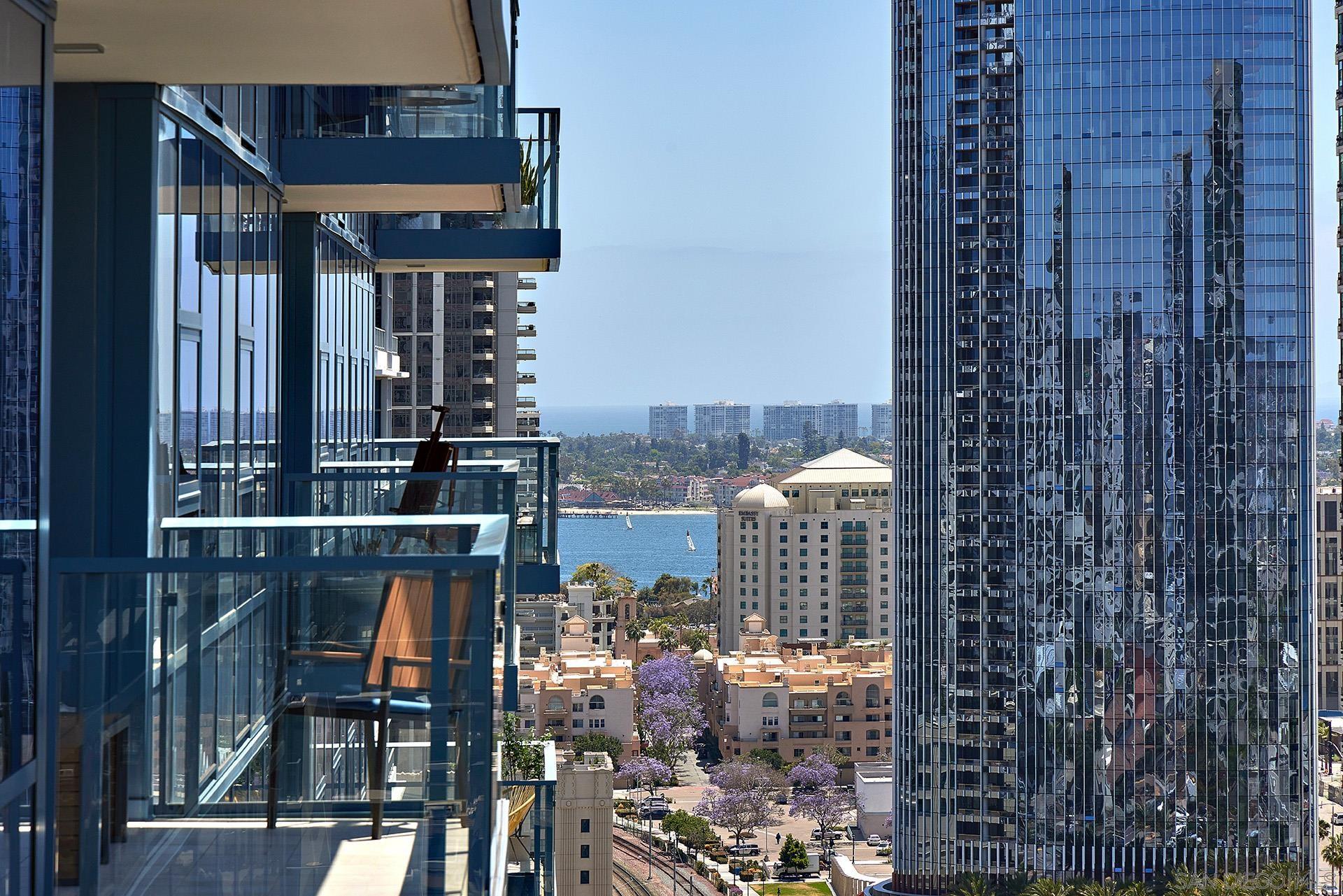 Detail Gallery Image 29 of 55 For 1388  Kettner Blvd  #2302,  San Diego,  CA 92101 - 3 Beds | 2 Baths
