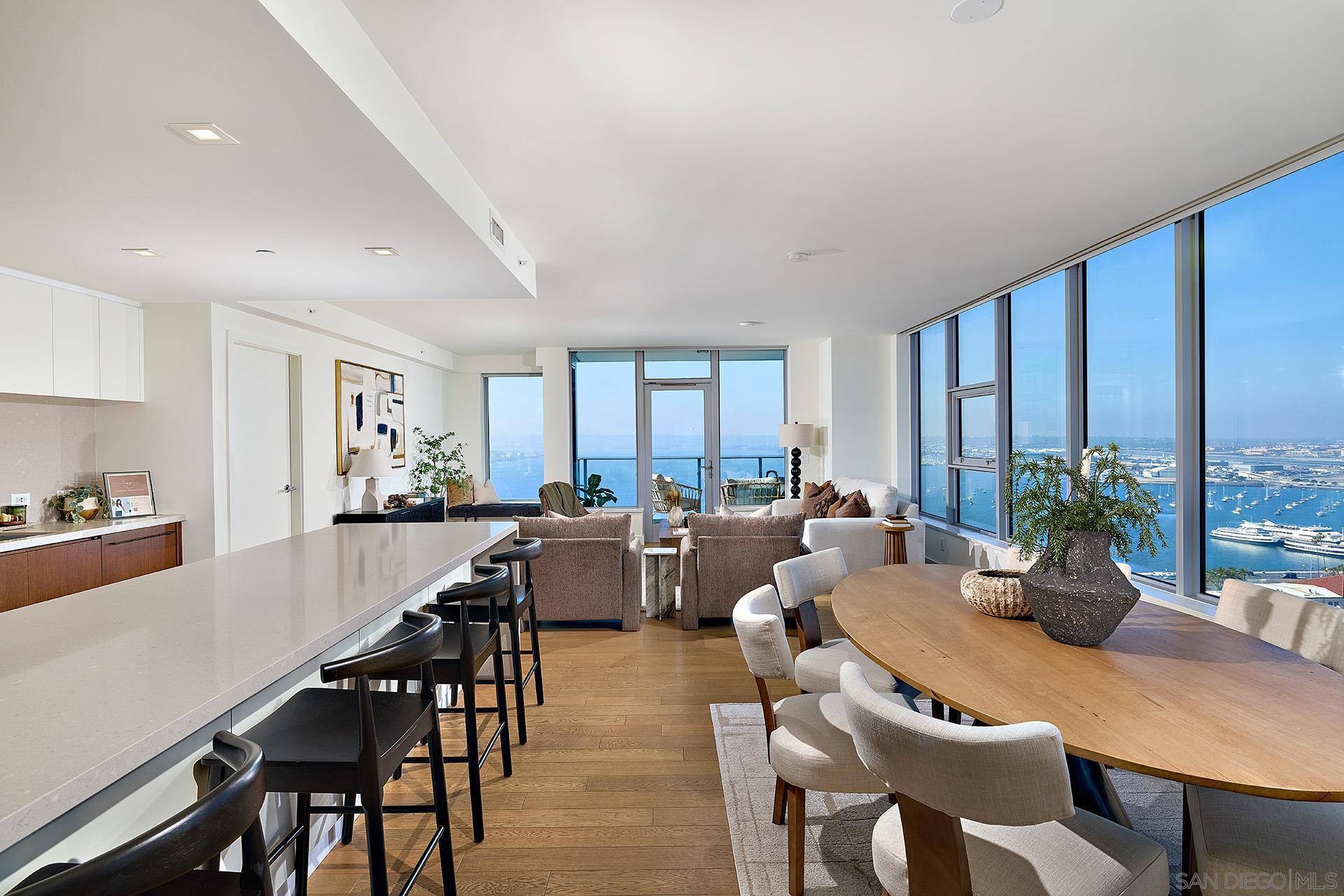 Detail Gallery Image 4 of 55 For 1388  Kettner Blvd  #2302,  San Diego,  CA 92101 - 3 Beds | 2 Baths