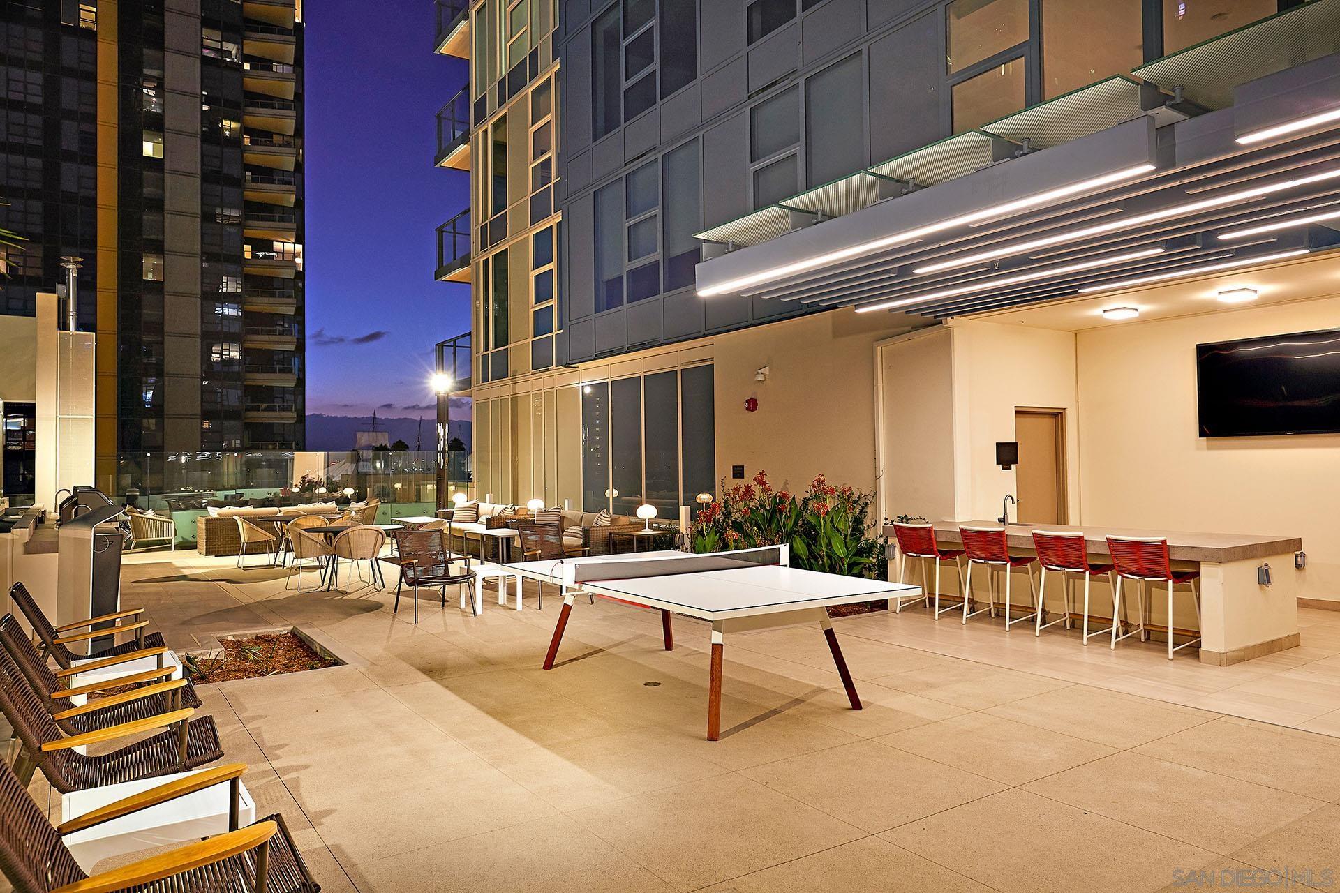 Detail Gallery Image 51 of 55 For 1388  Kettner Blvd  #2302,  San Diego,  CA 92101 - 3 Beds | 2 Baths