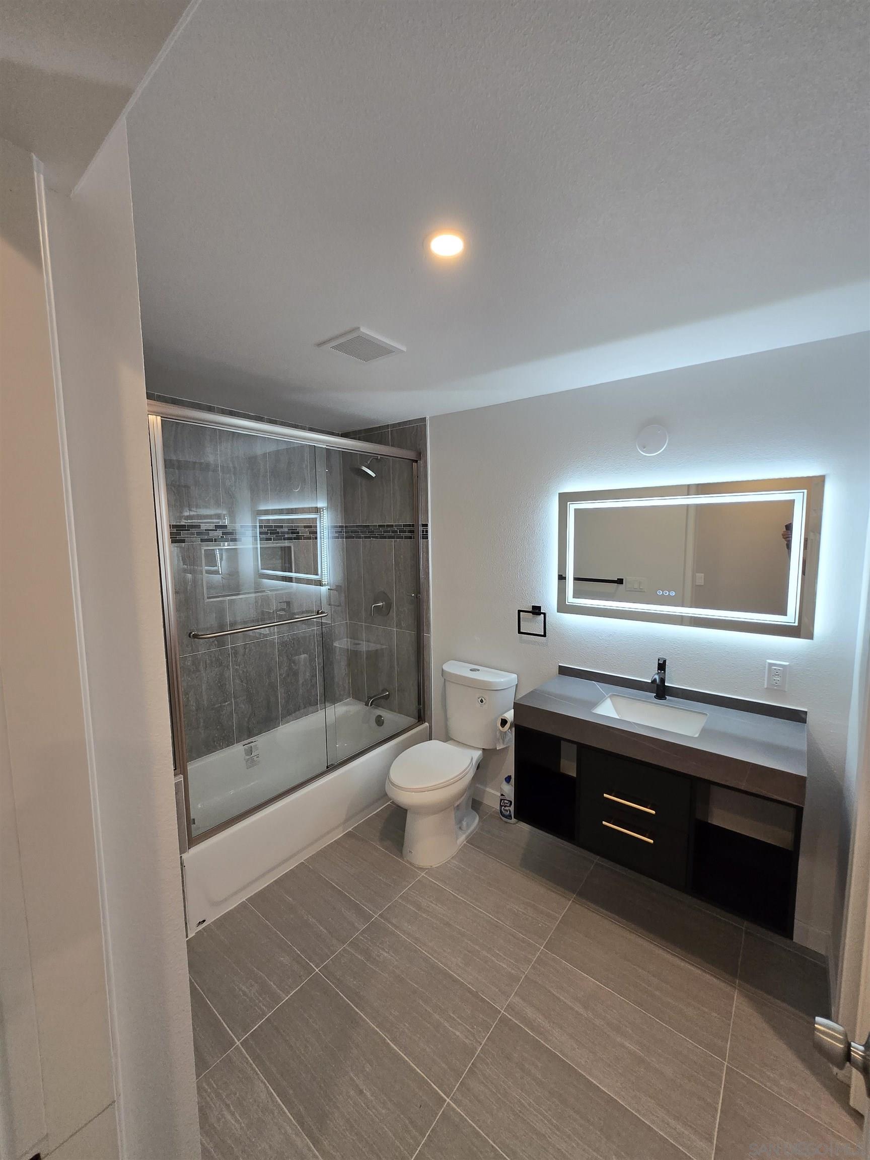 Detail Gallery Image 35 of 38 For 940-942 S Upas St, Escondido,  CA 92025 - – Beds | – Baths