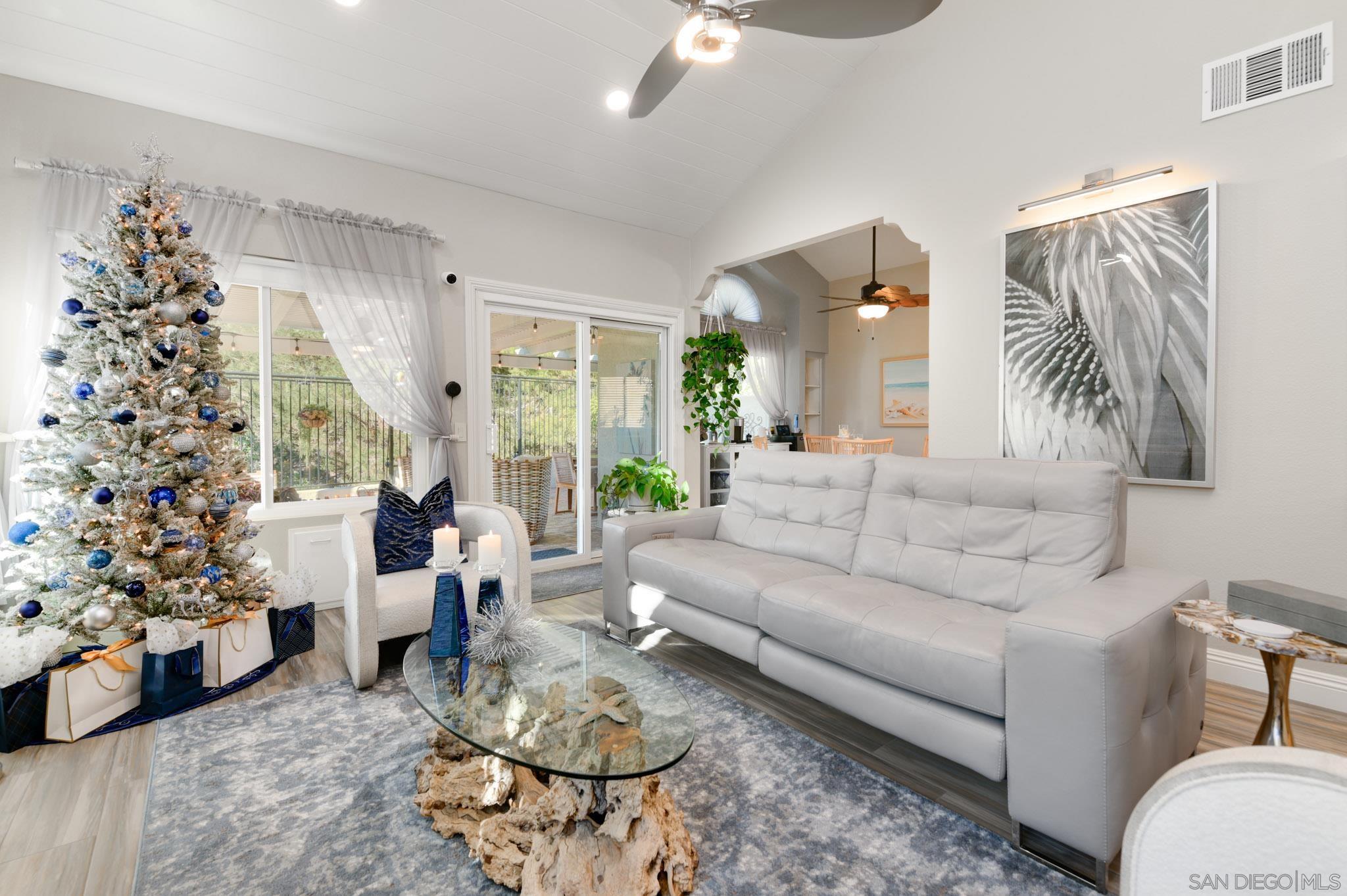 Front Image Thumbnail for SD250045811